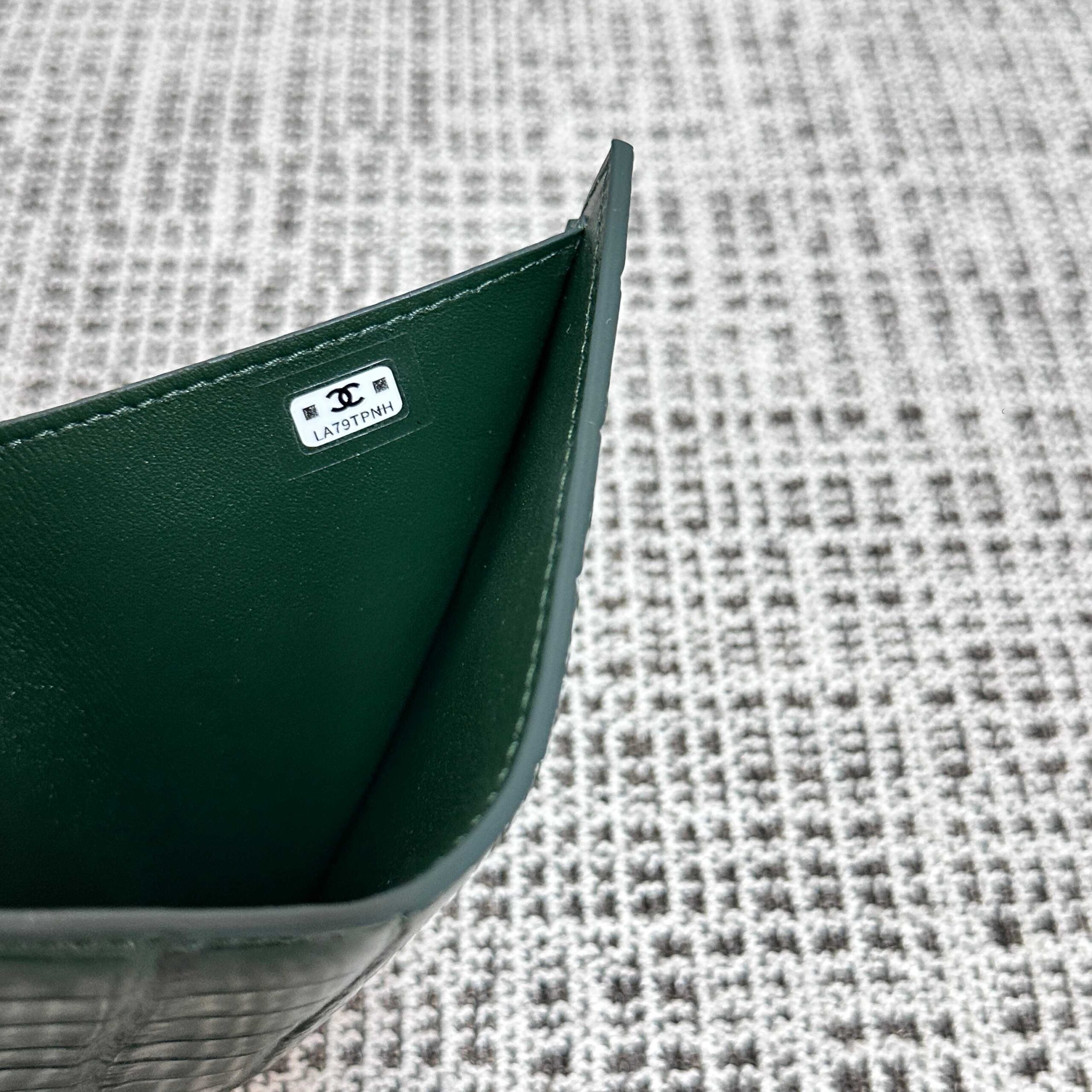 CHANEL Crocodile-Embossed Tri-Fold Wallet - Image 7