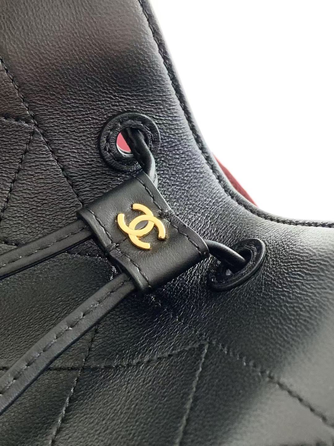 Chanel 26B AS6584 Large Bucket Crossbody Bag - Image 7