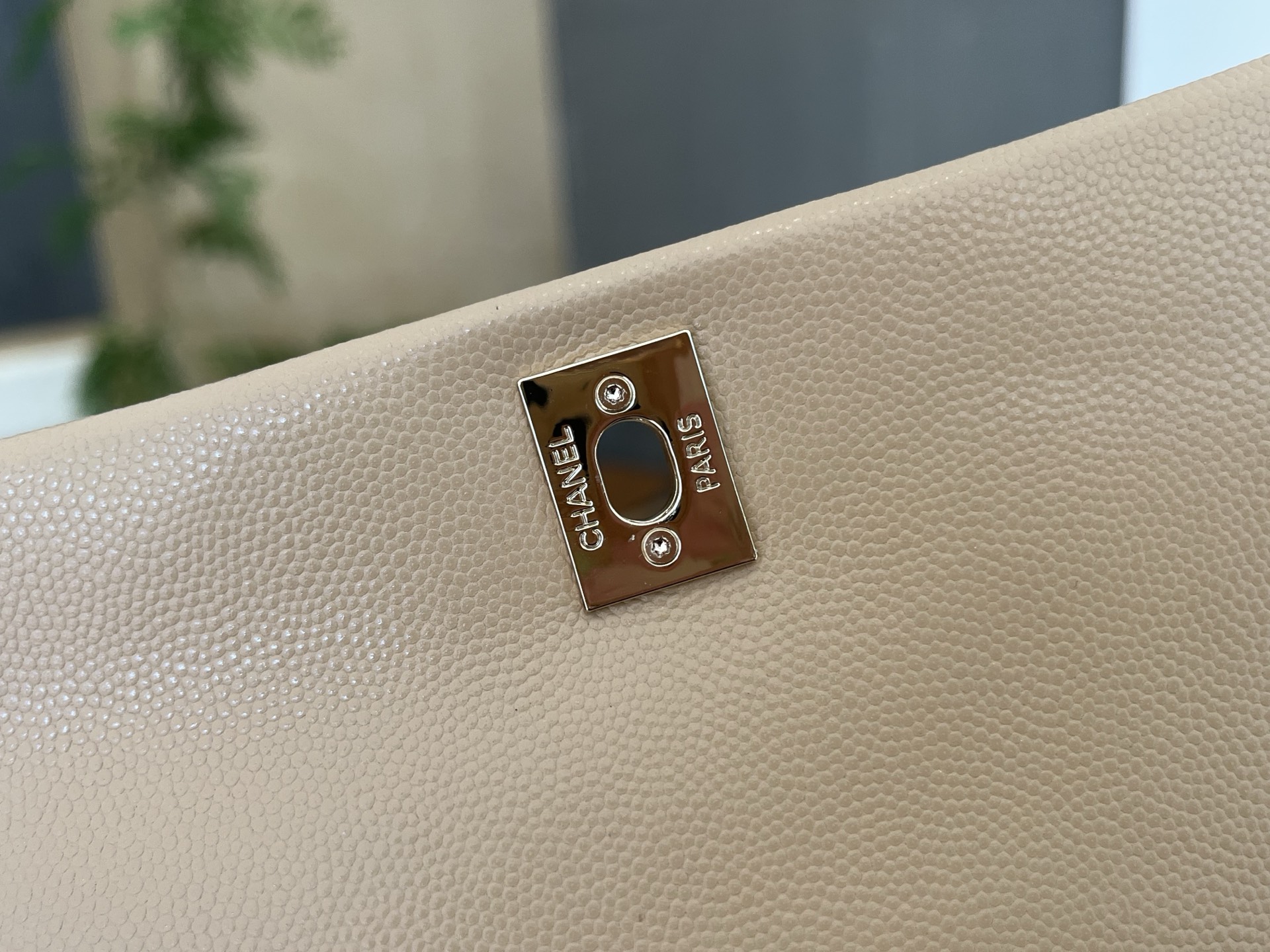 Chanel Coco Handle Calfskin Handbag - Image 7