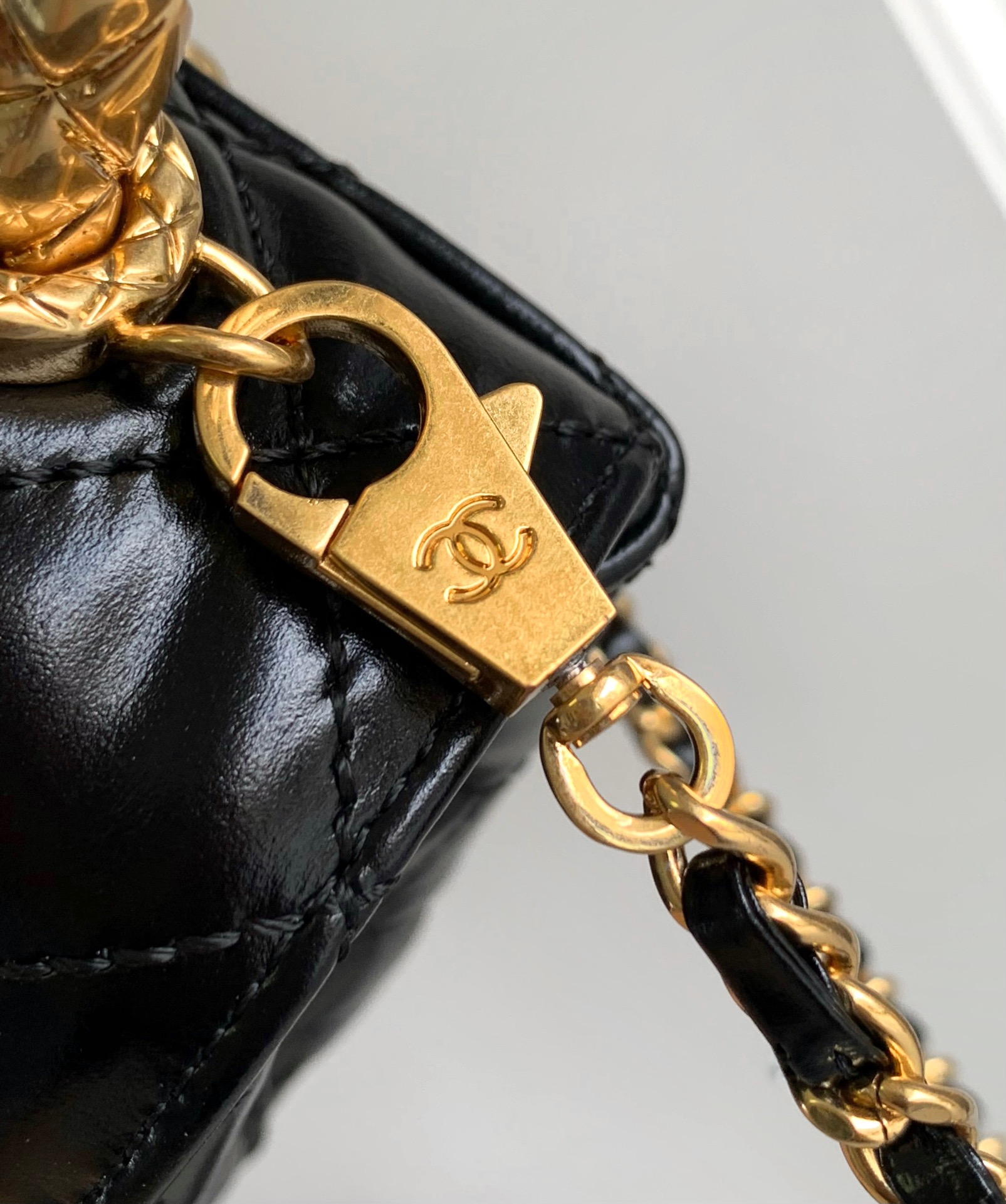 Chanel Coco Handle Classic Leather Handbag - Image 7