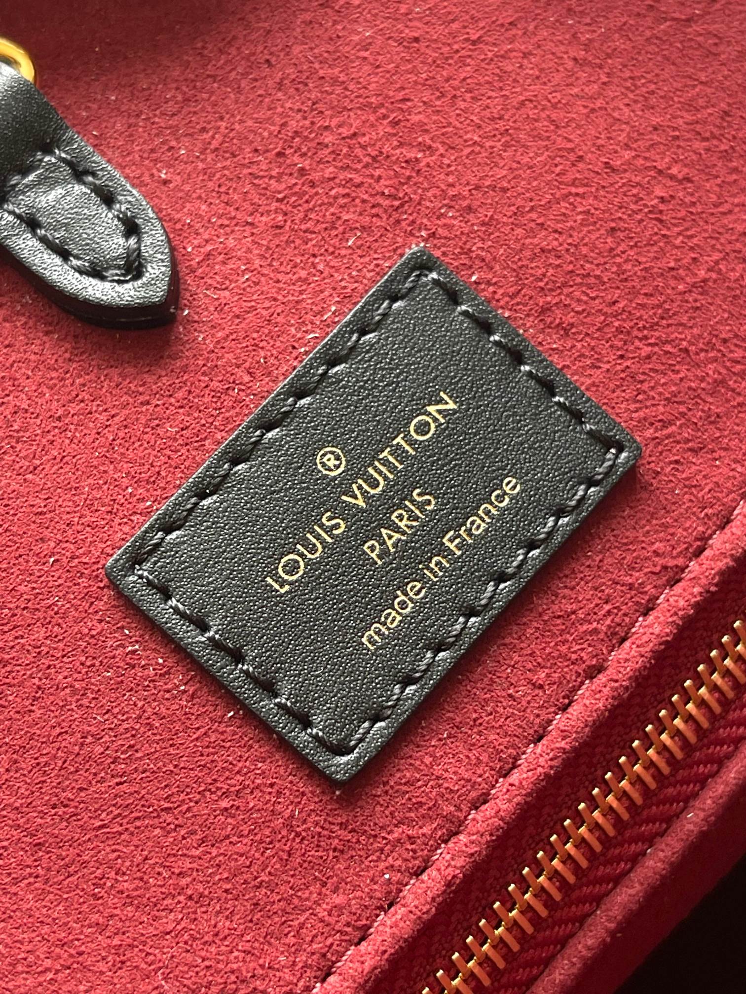 Louis Vuitton Onthego Medium Handbag - Image 7