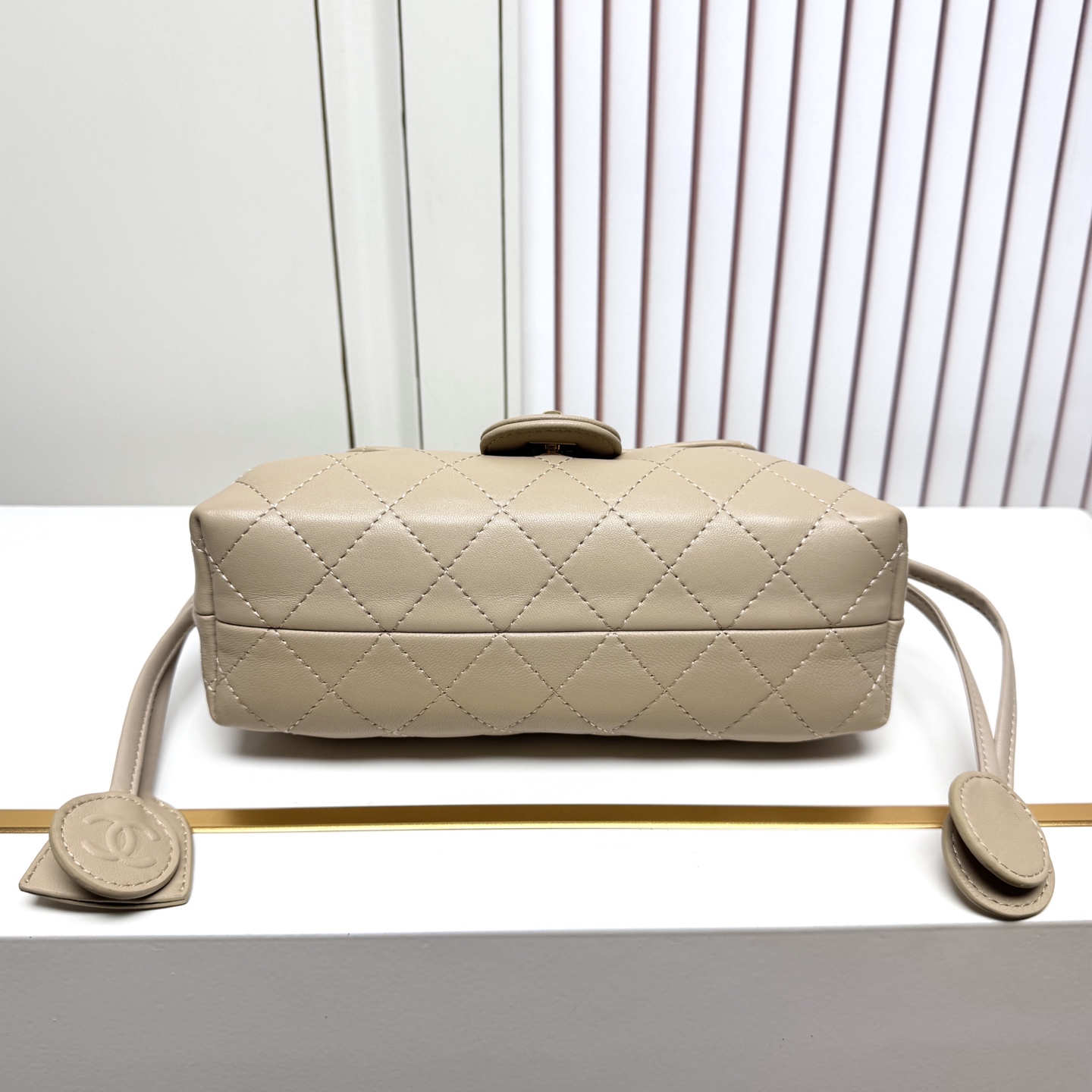 Chanel Black Quilted Leather Drawstring Shoulder Bag - Image 7