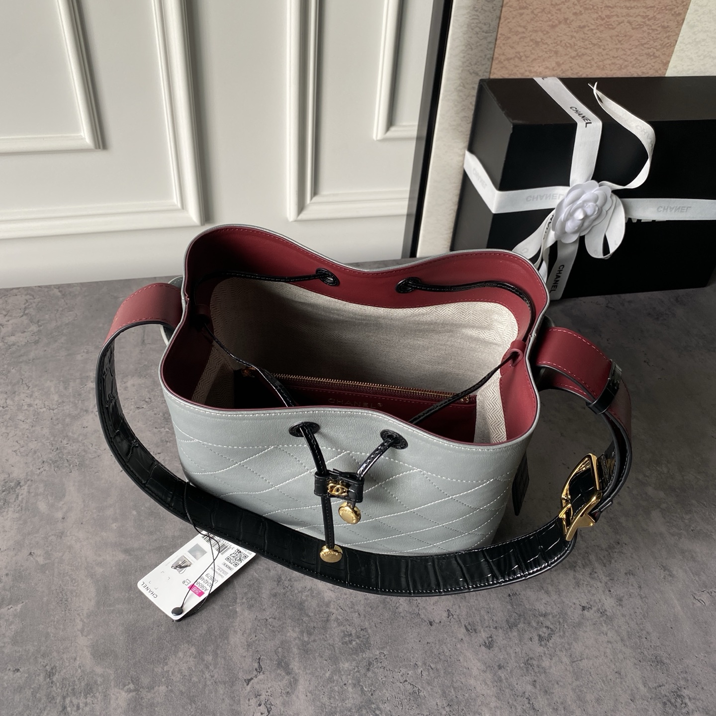 Chanel 26B Bucket Bag AS6584 - Image 7