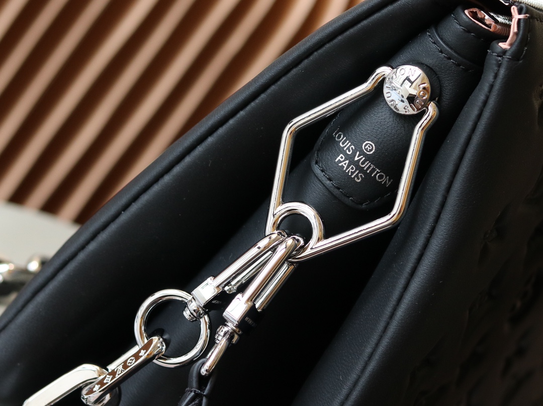 Louis Vuitton Coussin Small Black Lambskin Shoulder Bag - Image 7