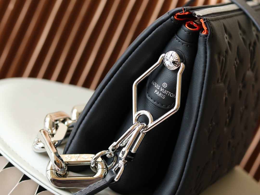 Louis Vuitton Coussin BB Shoulder Bag M23078 - Image 7