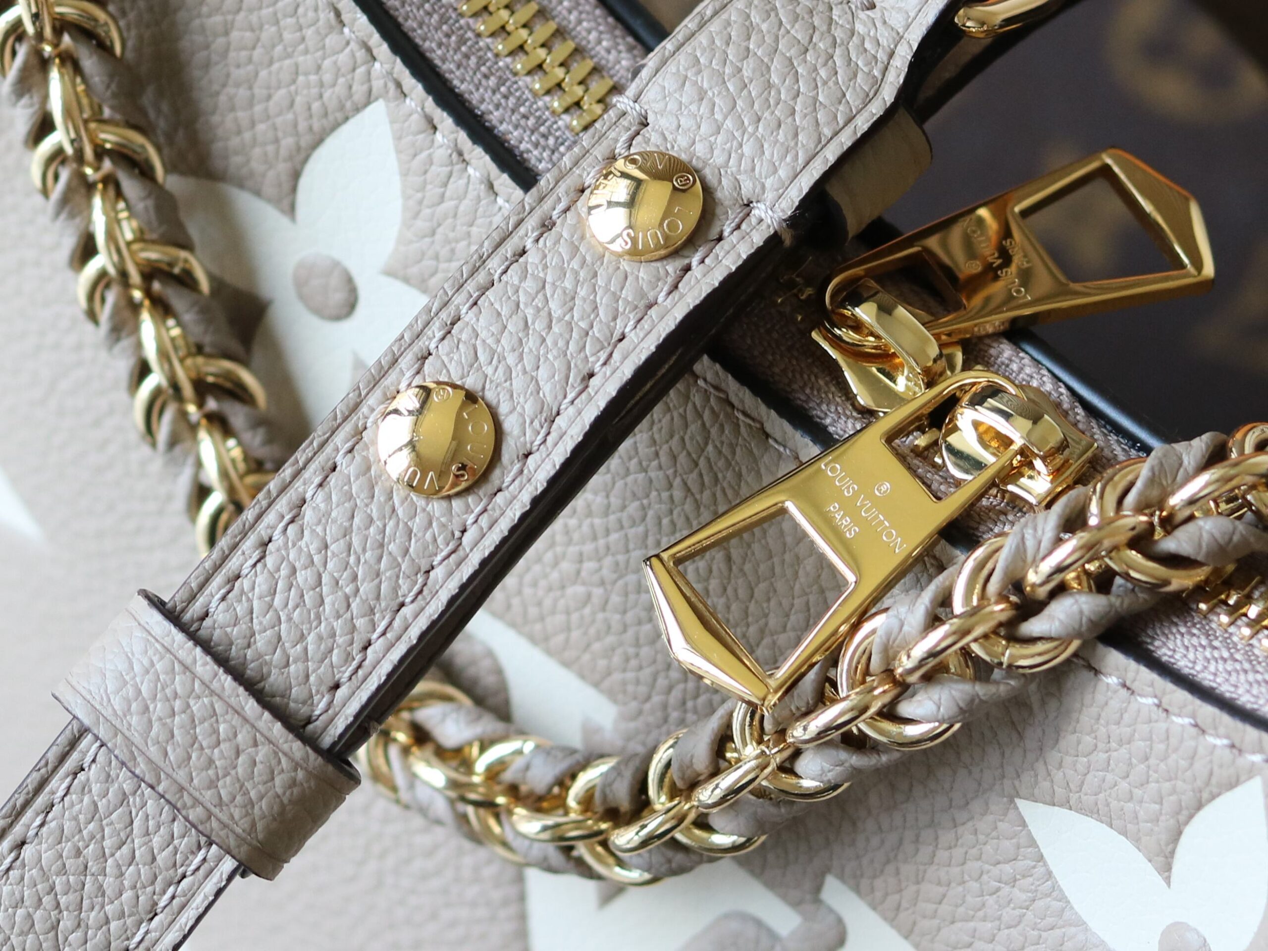 Louis Vuitton Boulogne Monogram Empreinte Leather Crossbody Bag - Image 7