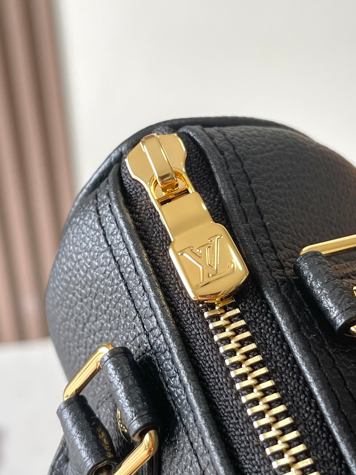 Louis Vuitton Nano Speedy Handbag M81456 - Image 7