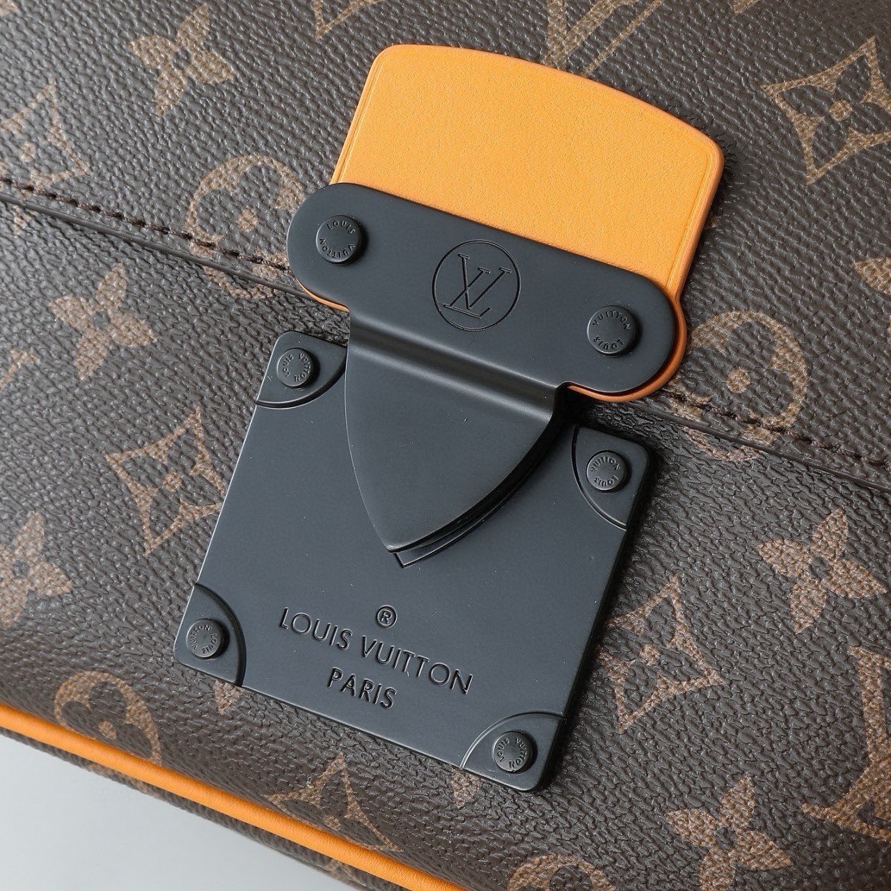 Louis Vuitton M46688 Monogram Macassar Messenger Bag - Image 7