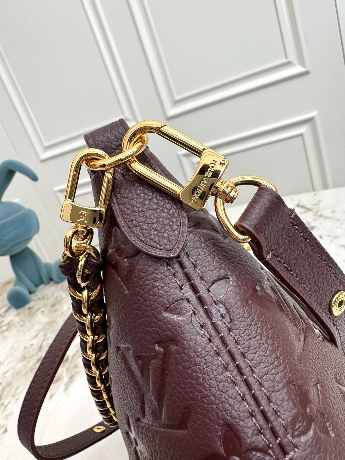 Louis Vuitton Boulogne Bag in Burgundy Monogram Empreinte Leather - Image 7