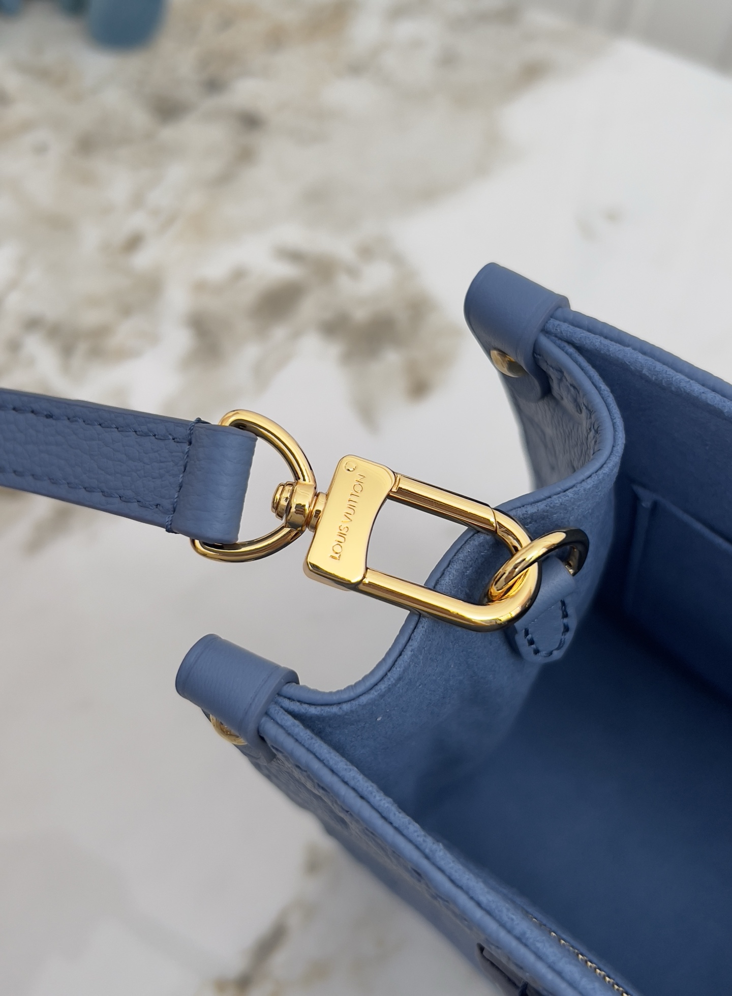 Louis Vuitton OnTheGo Mini Handbag in Blue Monogram Empreinte Leather - Image 7