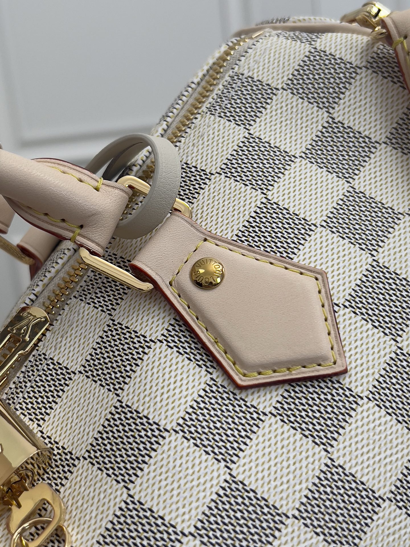 Louis Vuitton Speedy Bandoulière 30 Handbag in Damier Azur Canvas - Image 7