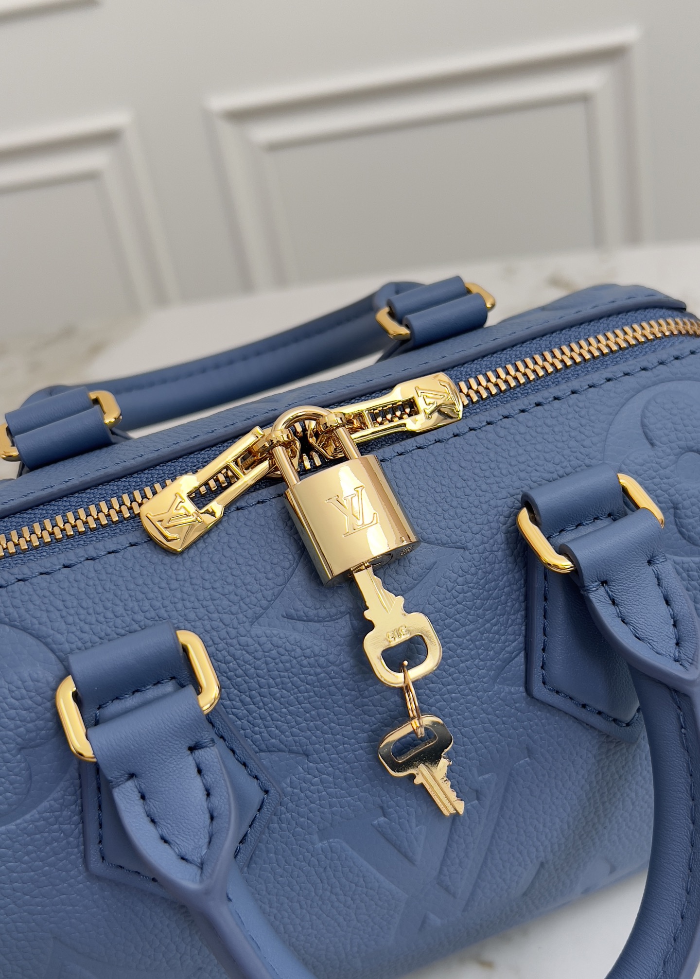 Louis Vuitton Speedy Bandouliere 20 Handbag in Blue Monogram Empreinte Leather - Image 7