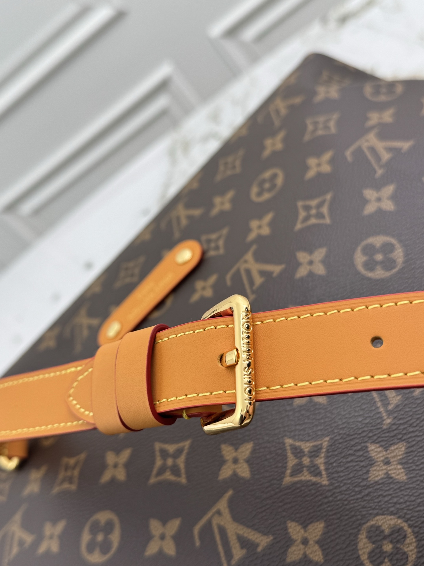 Louis Vuitton Métis Monogram Canvas Handbag - Image 7