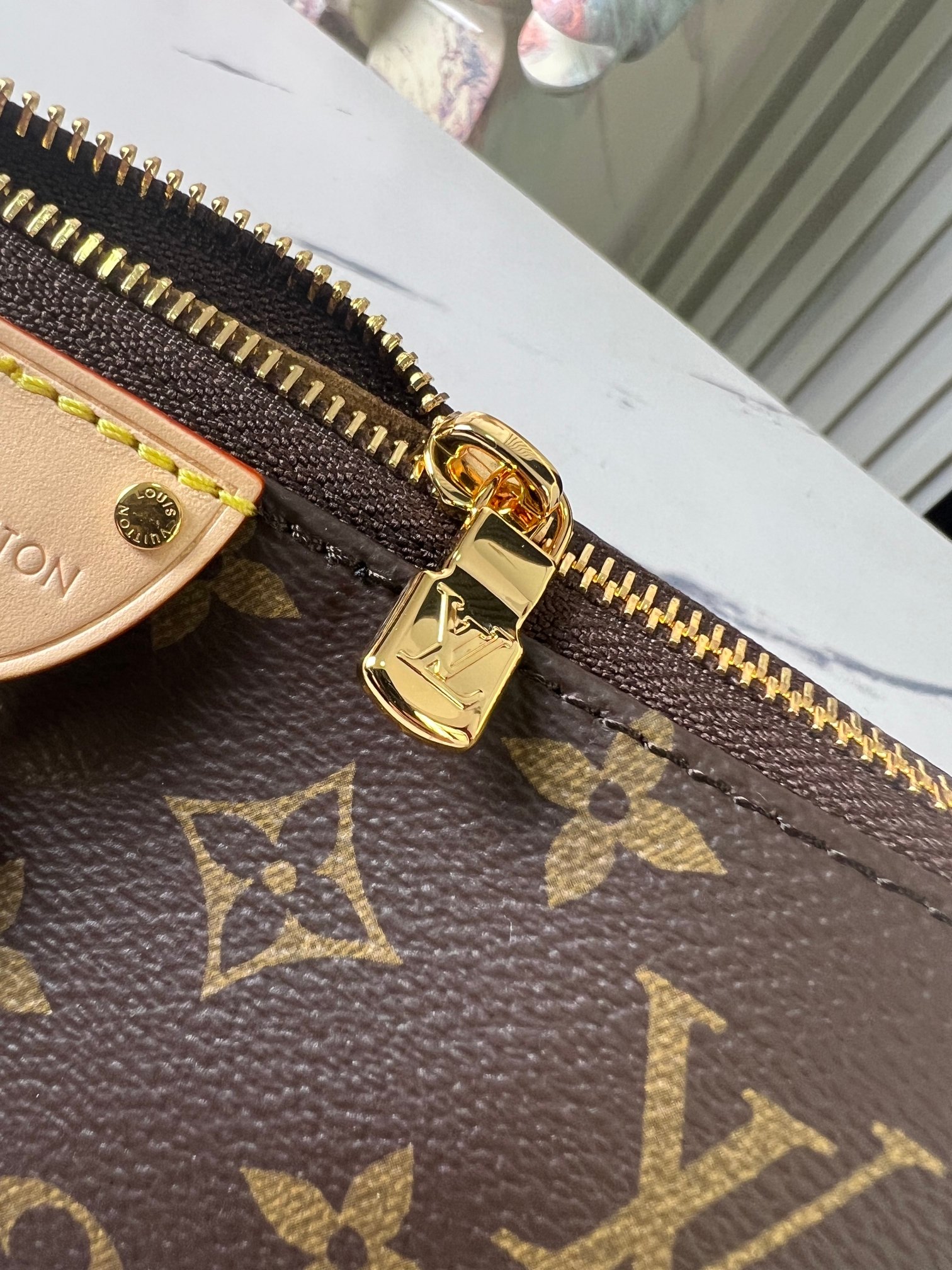 Louis Vuitton Pochette Tirette Monogram Underarm Bag M47123 - Image 8