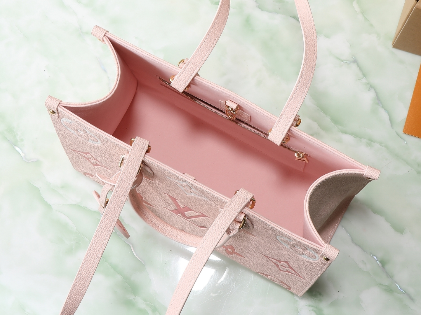 Louis Vuitton OnTheGo MM Tote Bag in Pink Monogram Empreinte Leather - Image 8