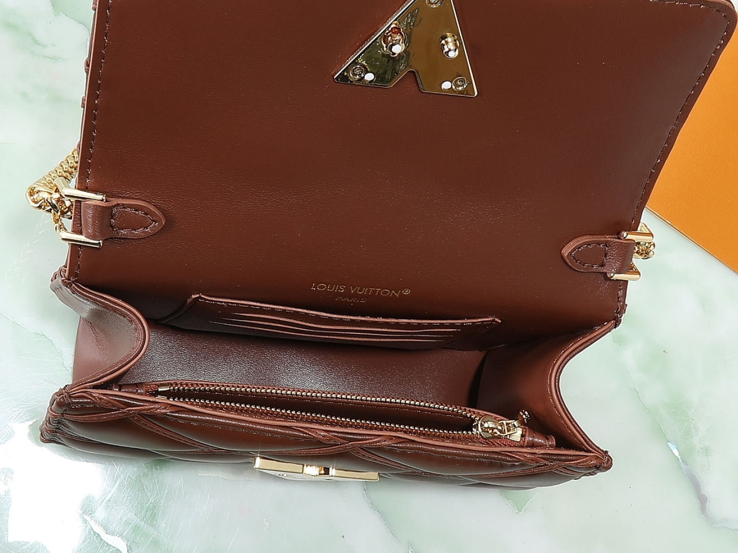 Louis Vuitton Wallet On Chain Go-14 M13841 Crossbody Bag - Image 8