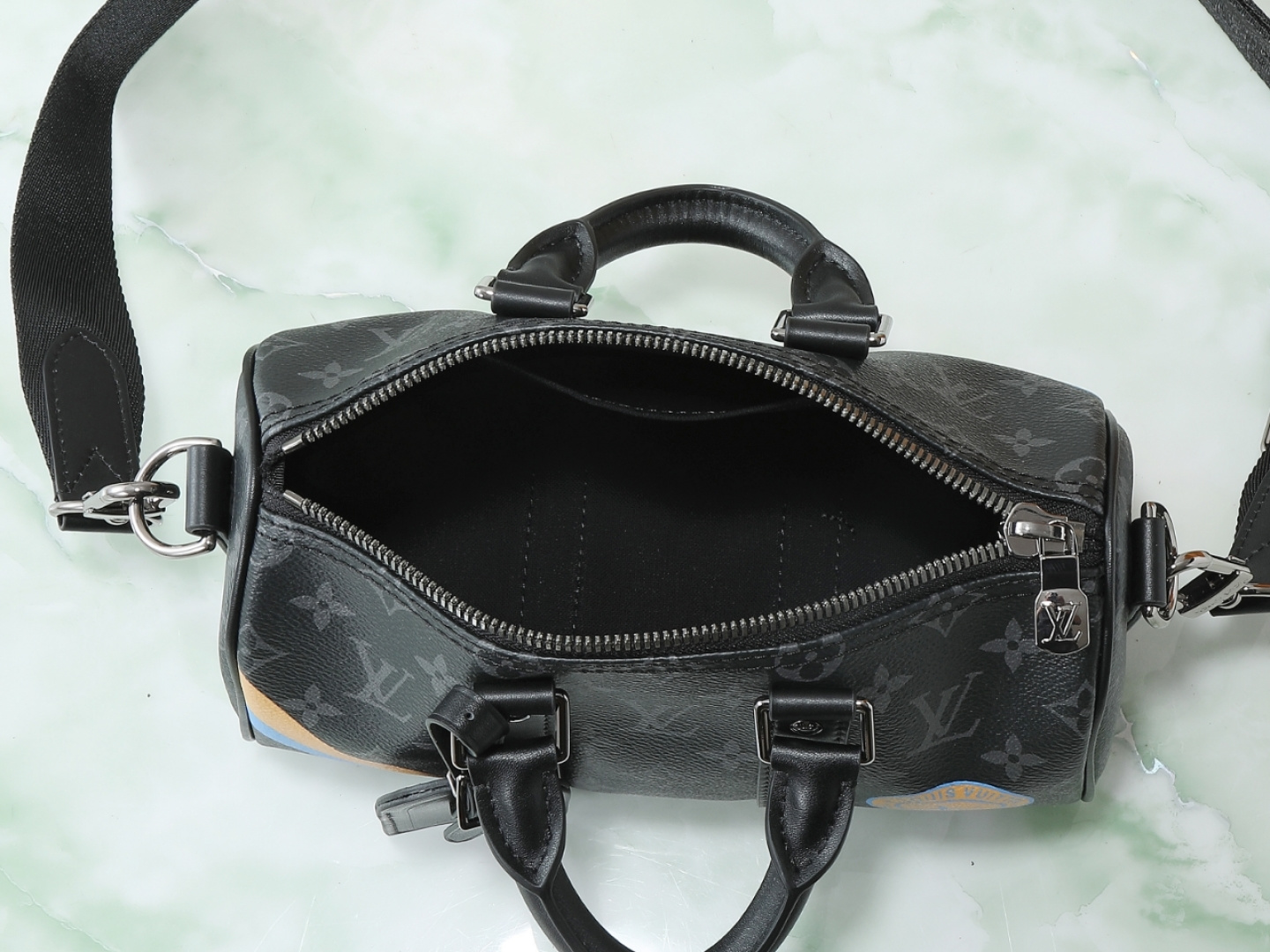 Louis Vuitton Keepall 25 Monogram Eclipse Reverse Canvas Handbag - Image 8