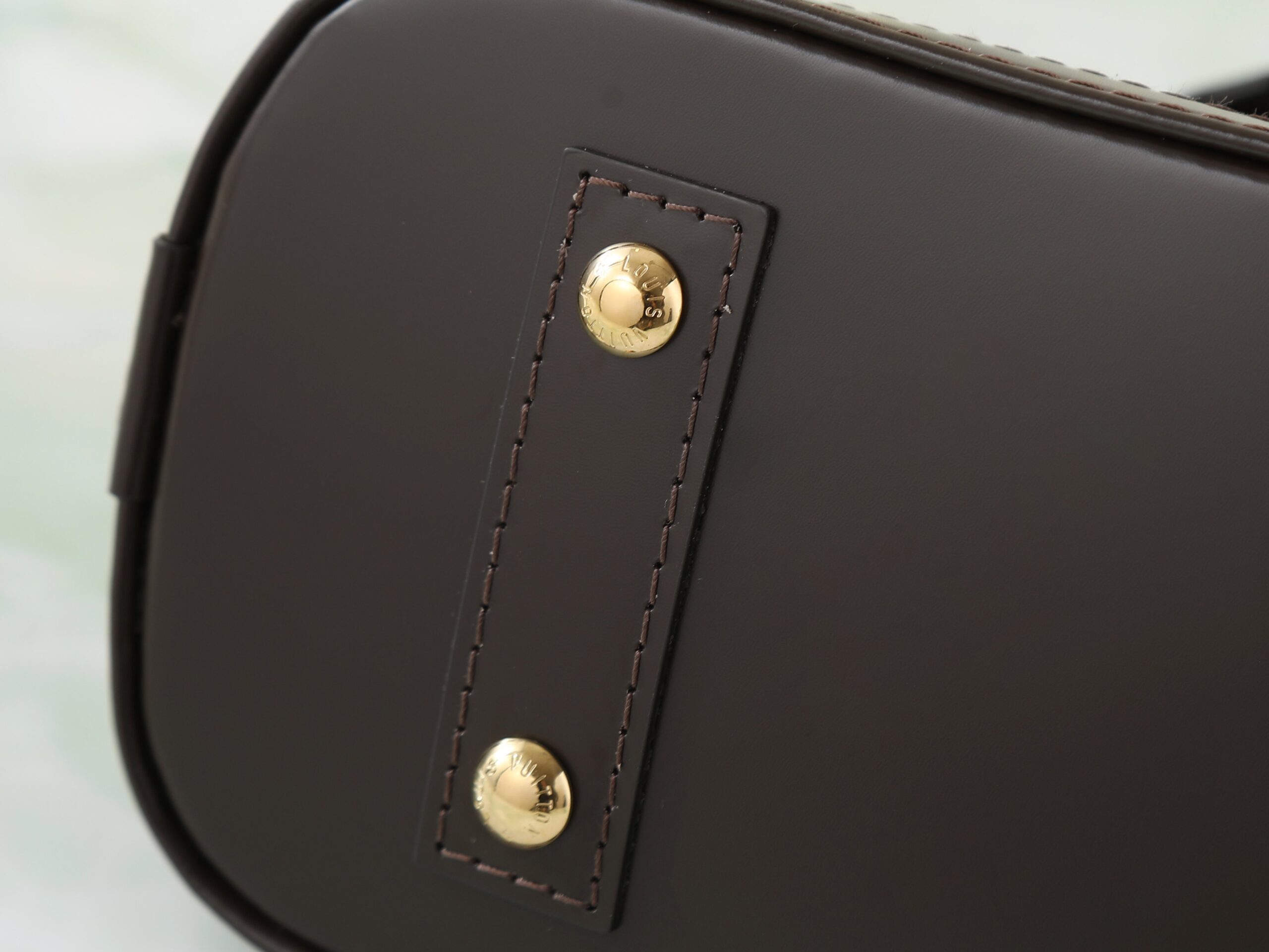 Louis Vuitton Alma BB Monogram Canvas Crossbody Bag - Image 8