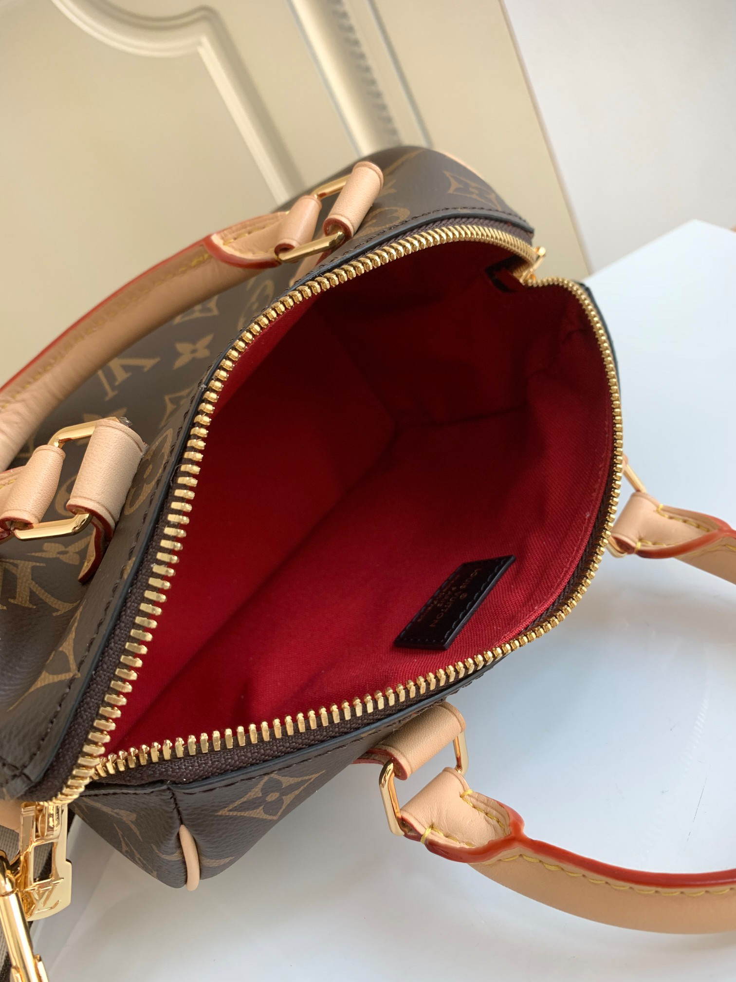 Louis Vuitton Speedy 20 Handbag in Damier Ebene Canvas - Image 8