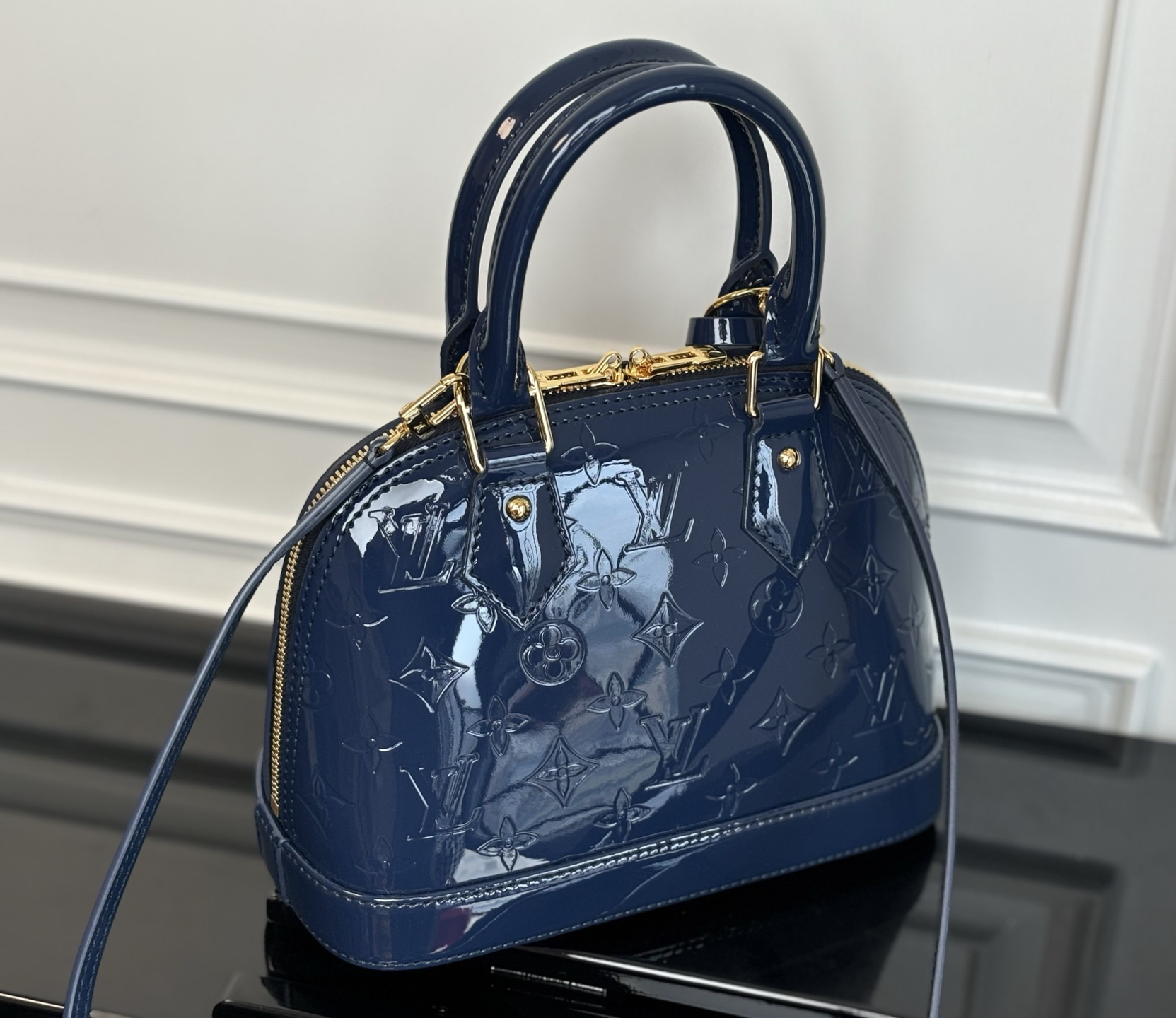 Louis Vuitton Alma BB Epi Leather Crossbody Bag M91606 - Blue with Gold Hardware - Image 8