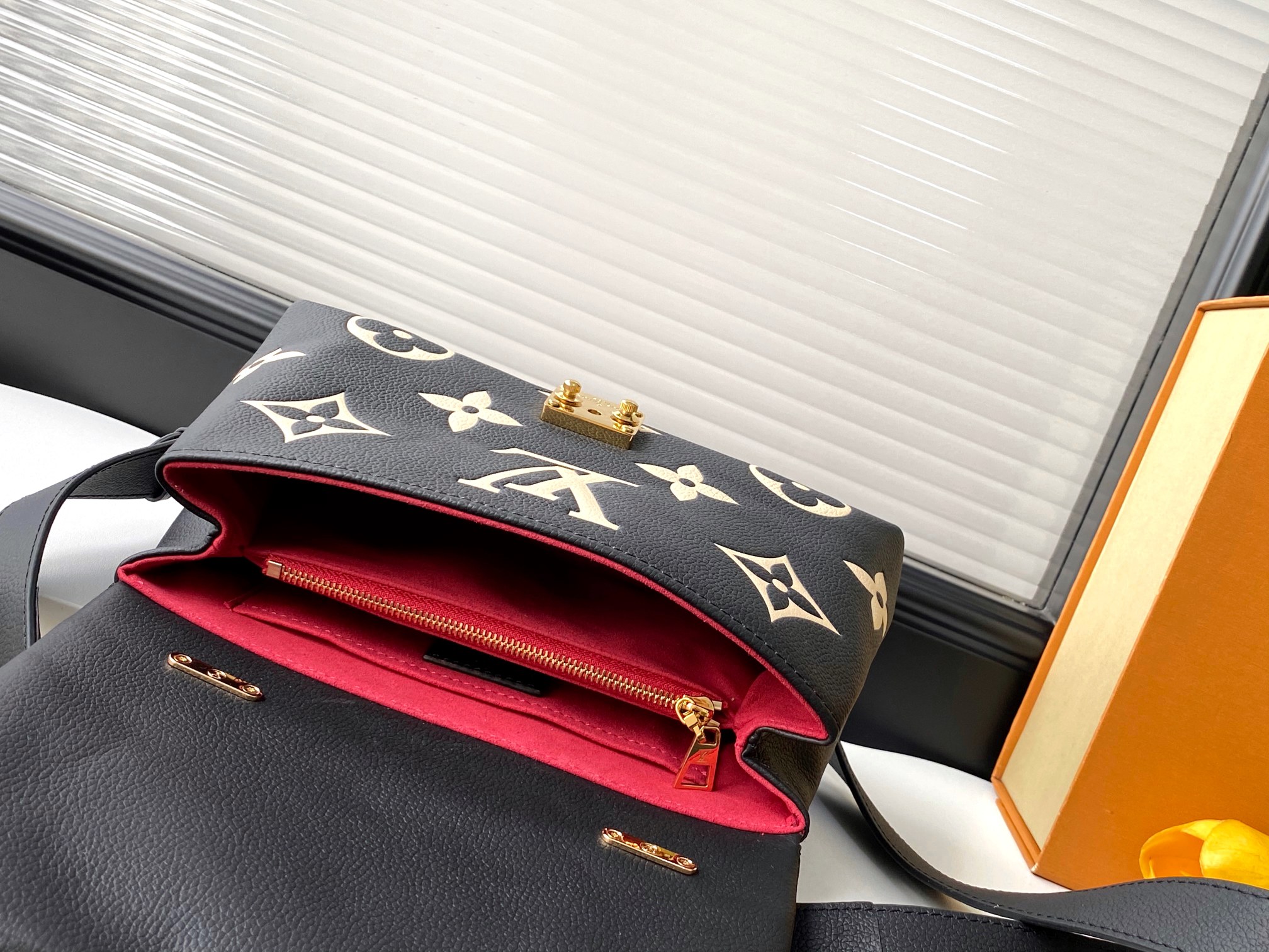 Louis Vuitton Madeleine BB Handbag - Image 8