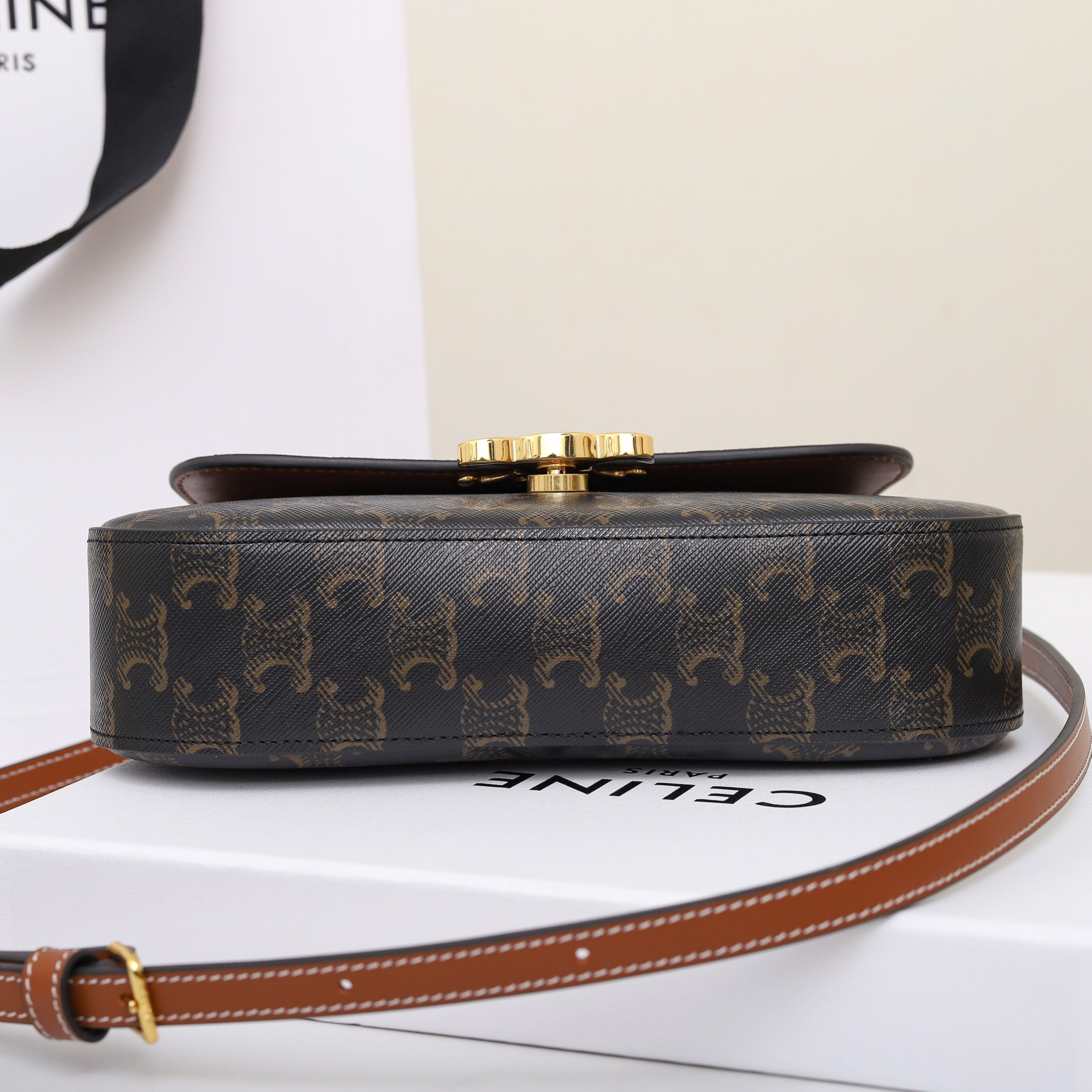 Lola Leather Crossbody Bag, Model 119532 - Image 8