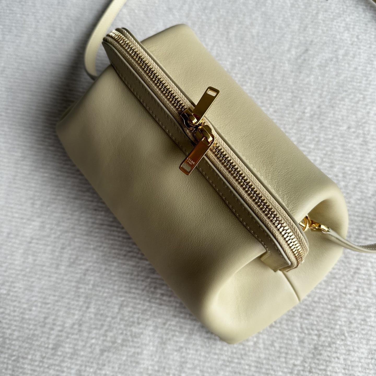 CE Doctor Small Frame Clutch Bag - Image 8