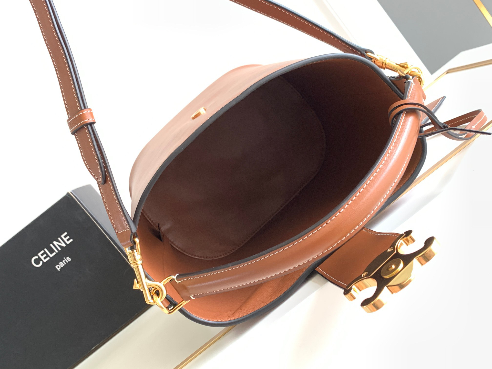 CELINE Louise Medium Smooth Calfskin Leather Handbag - Image 8
