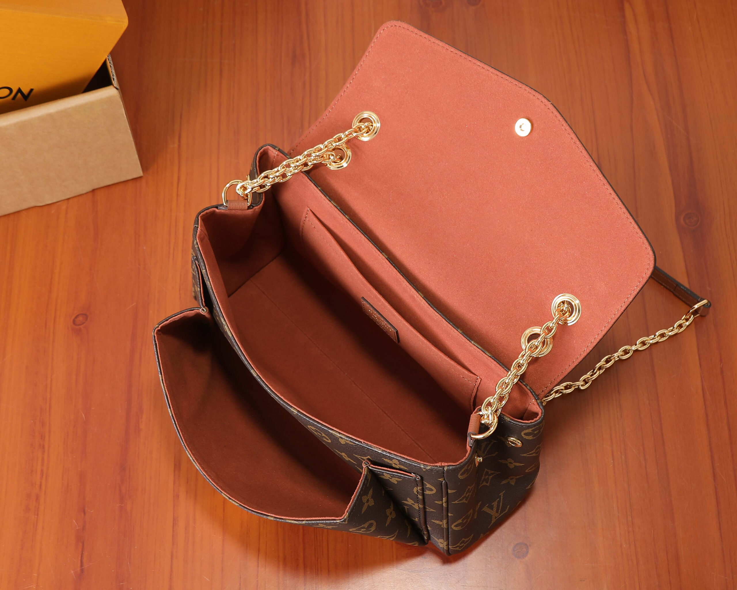 Louis Vuitton M27065 Monogram Shoulder Bag - Image 8