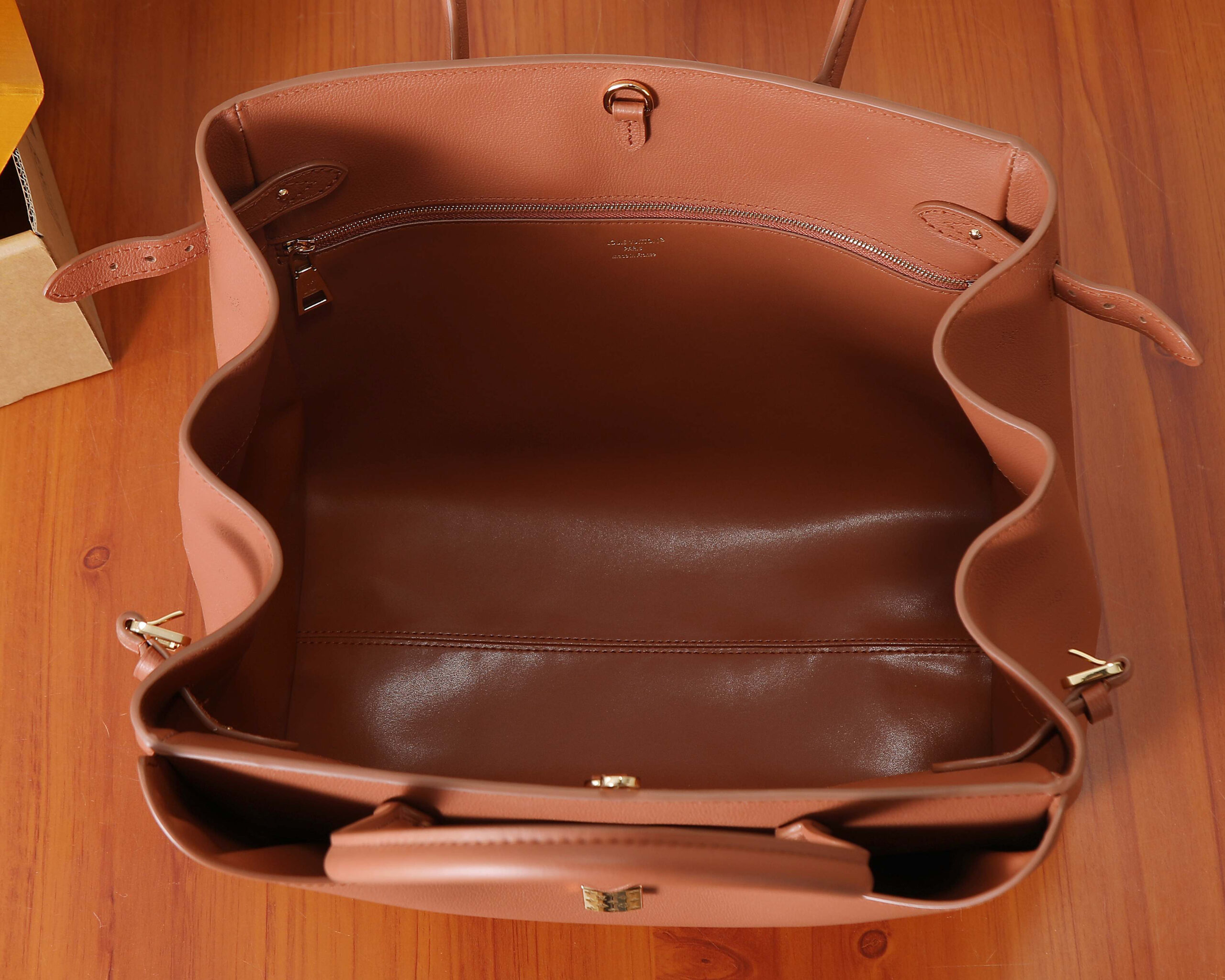 Black Calfskin Top-Handle Handbag - Image 8