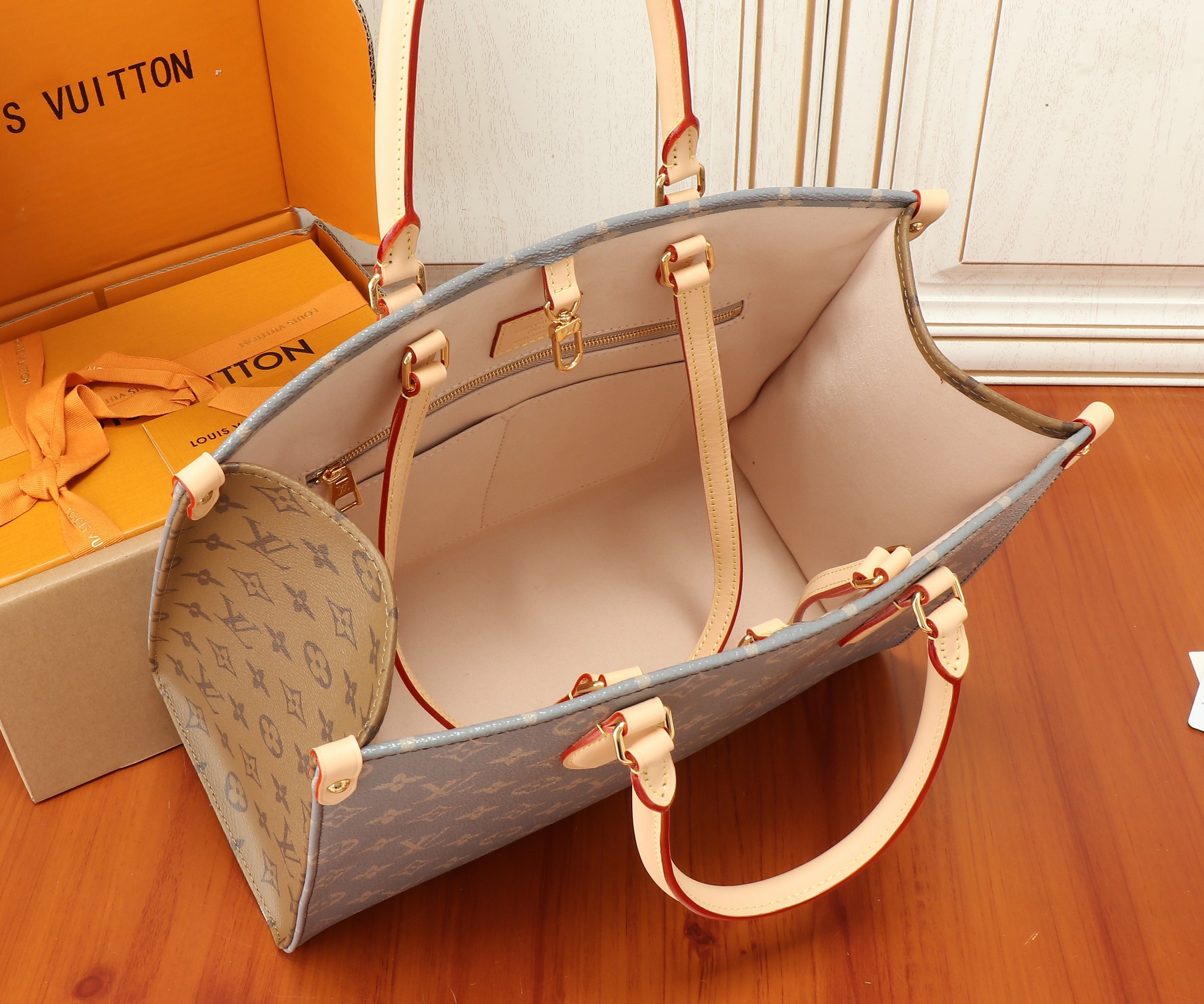 Louis Vuitton OnTheGo Medium Bag M12415 - Image 8