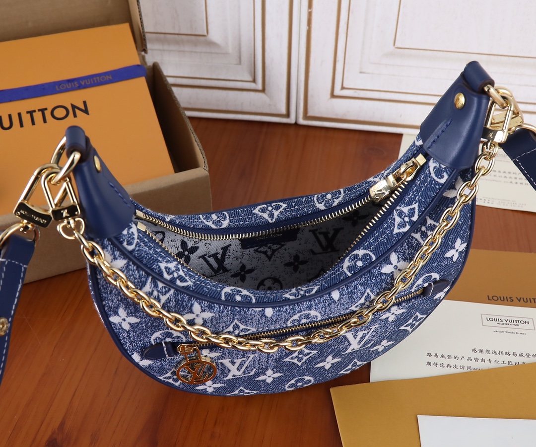 Louis Vuitton Loop Bag M81166 - Image 8