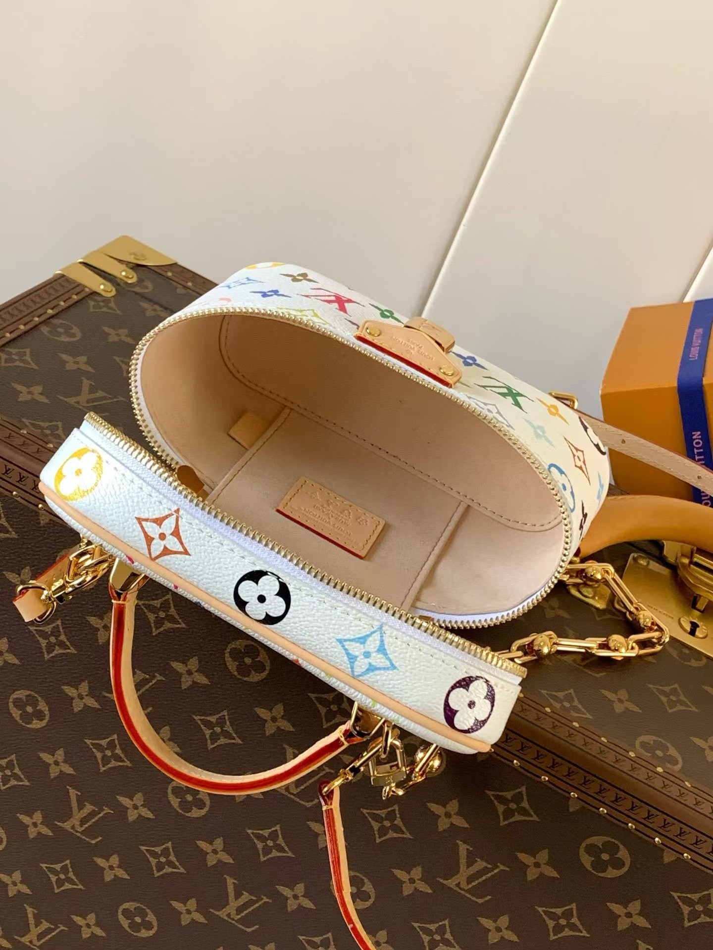 Louis Vuitton x Takashi Murakami Vanity Pouch Crossbody Bag - Image 8