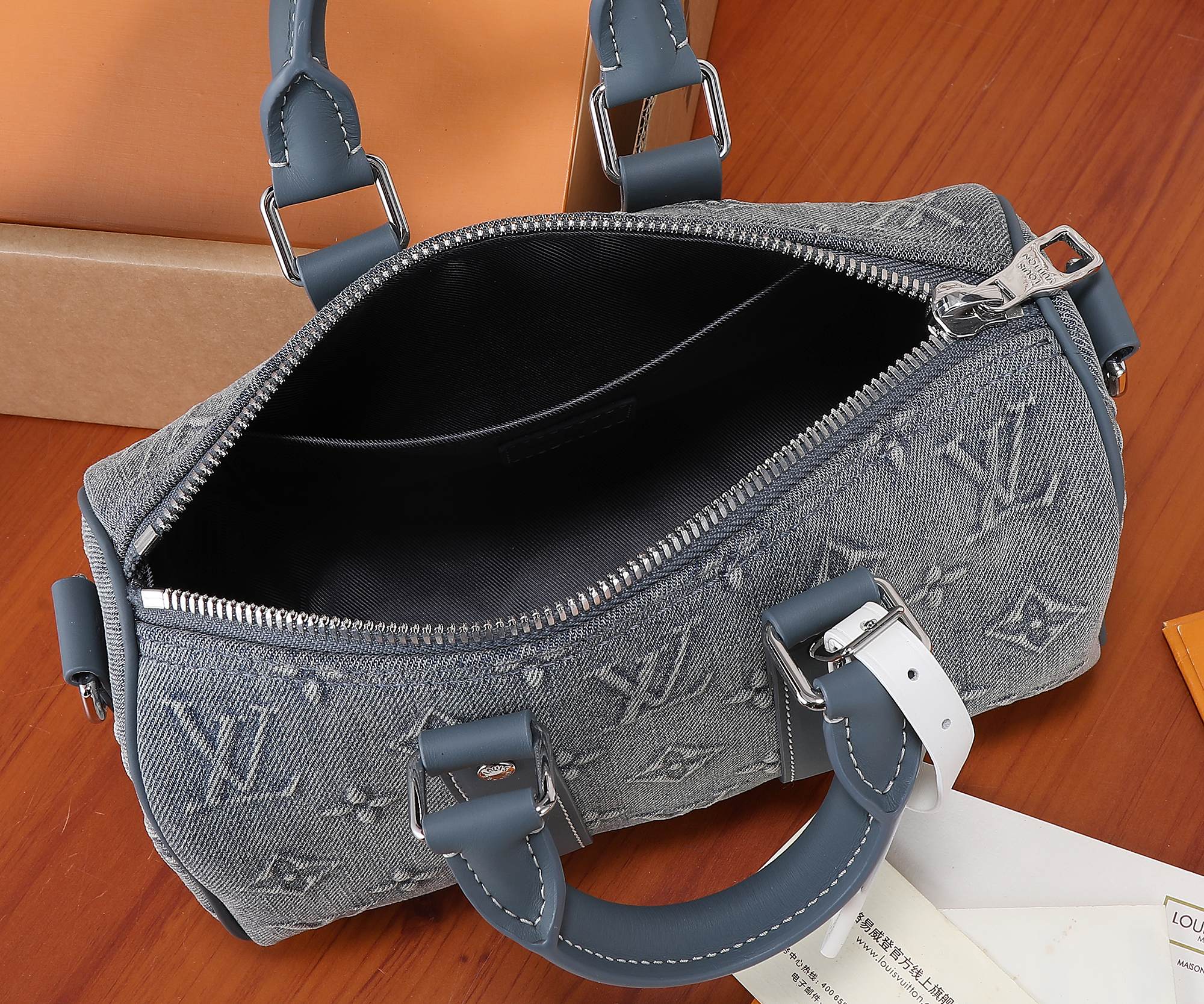 Louis Vuitton Keepall Bandouliere 25 Monogram Washed Denim Bag - Image 8