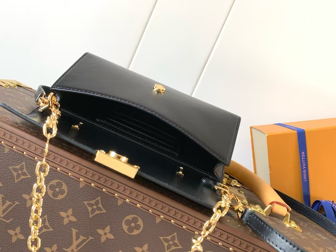 Louis Vuitton Wallet On Chain Capucines M12143 - Image 8