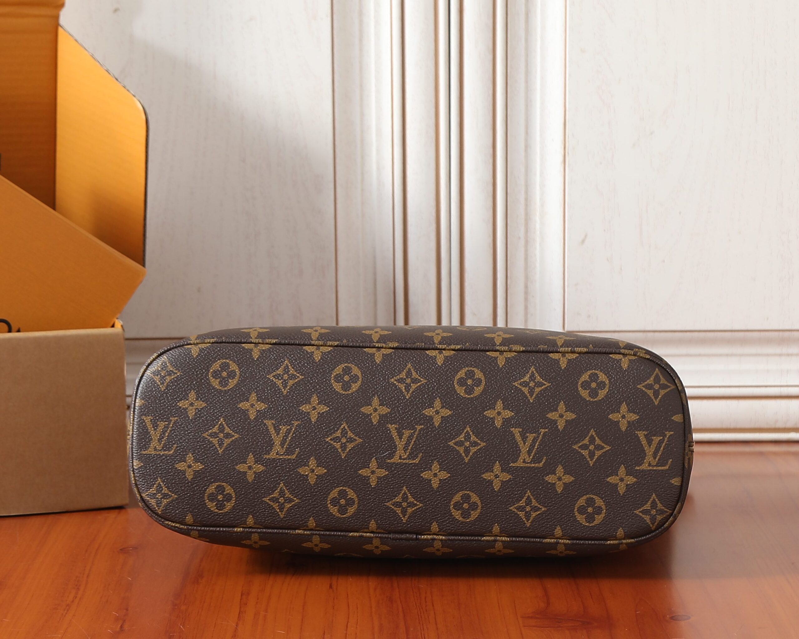 Louis Vuitton Monogram Lineup Shoulder Bag M27335 - Image 8