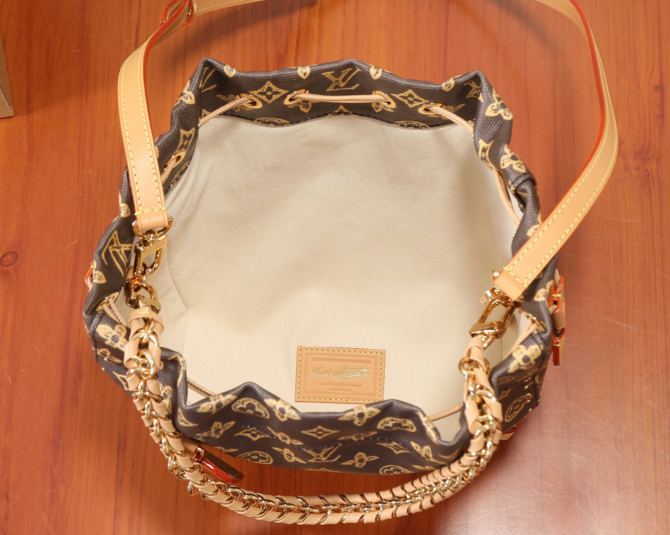 Louis Vuitton Noe Trunk Monogram Origine Shoulder Bag - Image 8