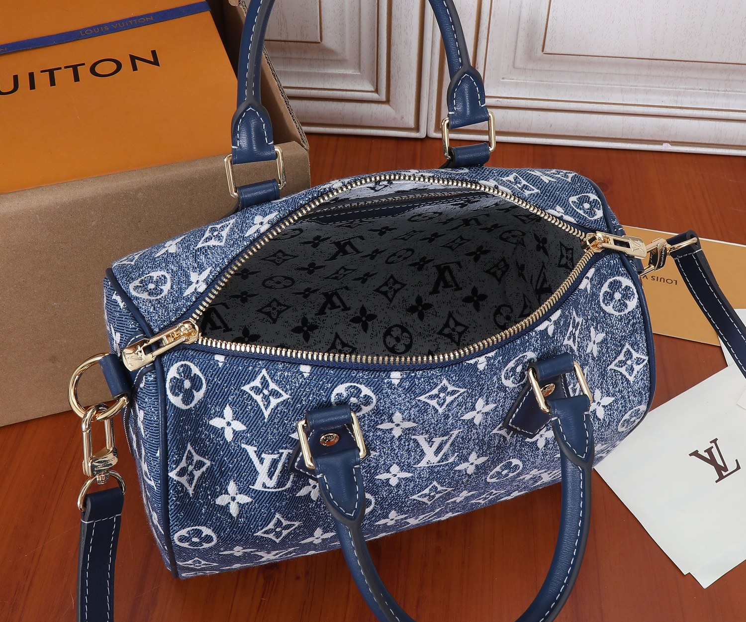 Louis Vuitton Speedy Bandoulière 25 Handbag - Image 8