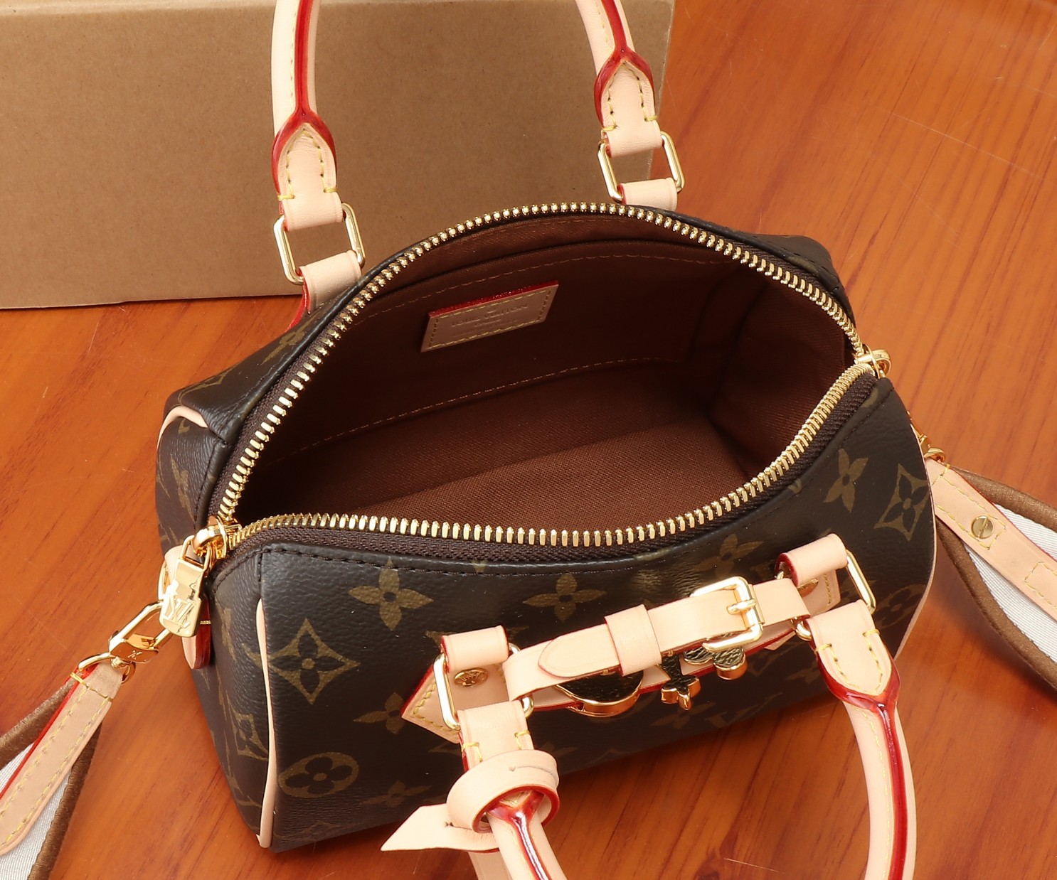 Speedy 18 Handbag, Model M46970 - Image 8