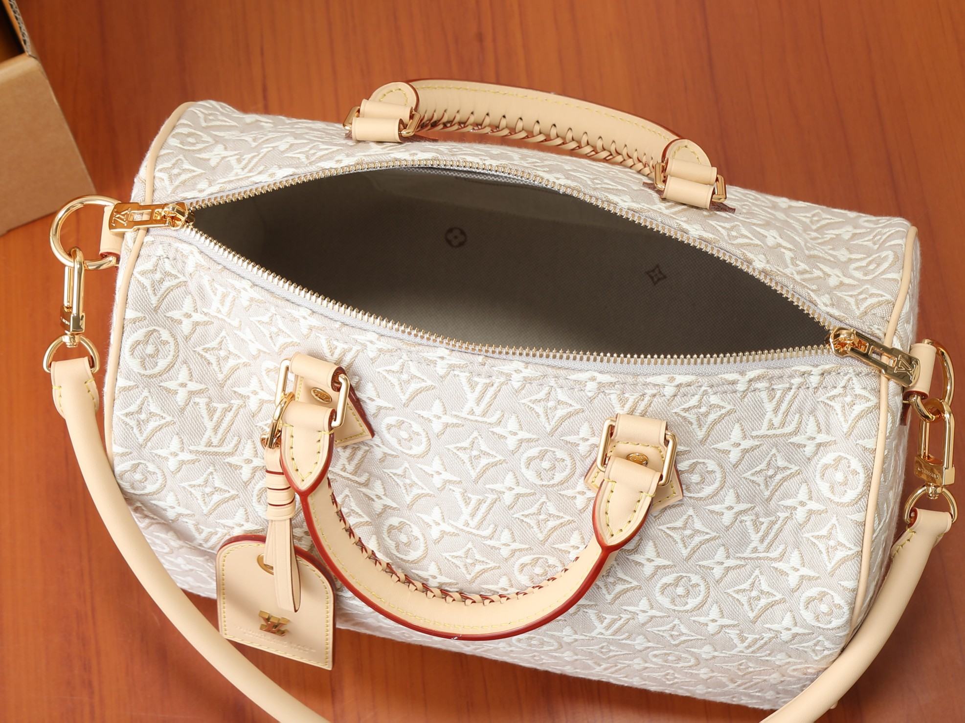 Louis Vuitton Speedy Soft 30 Monogram Emblème Handbag - Image 8
