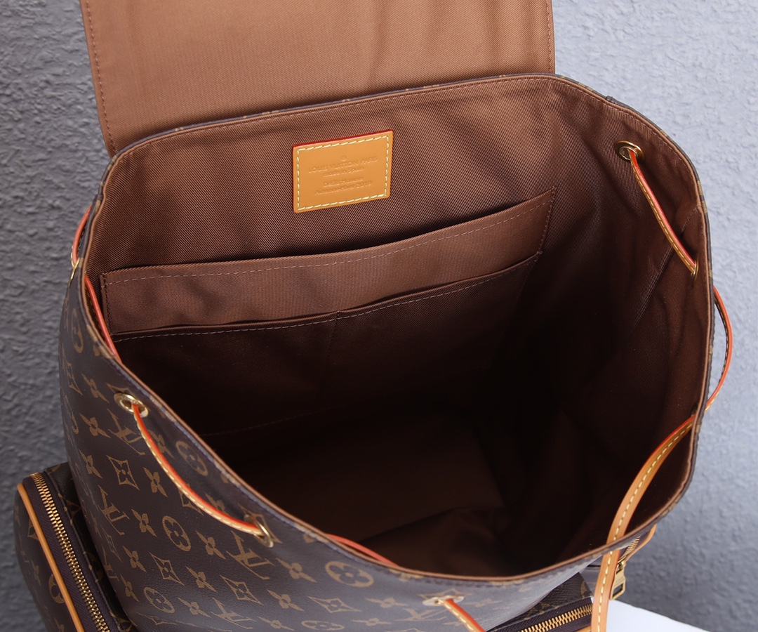 Louis Vuitton Trio Monogram Canvas Shoulder Bag - Image 8