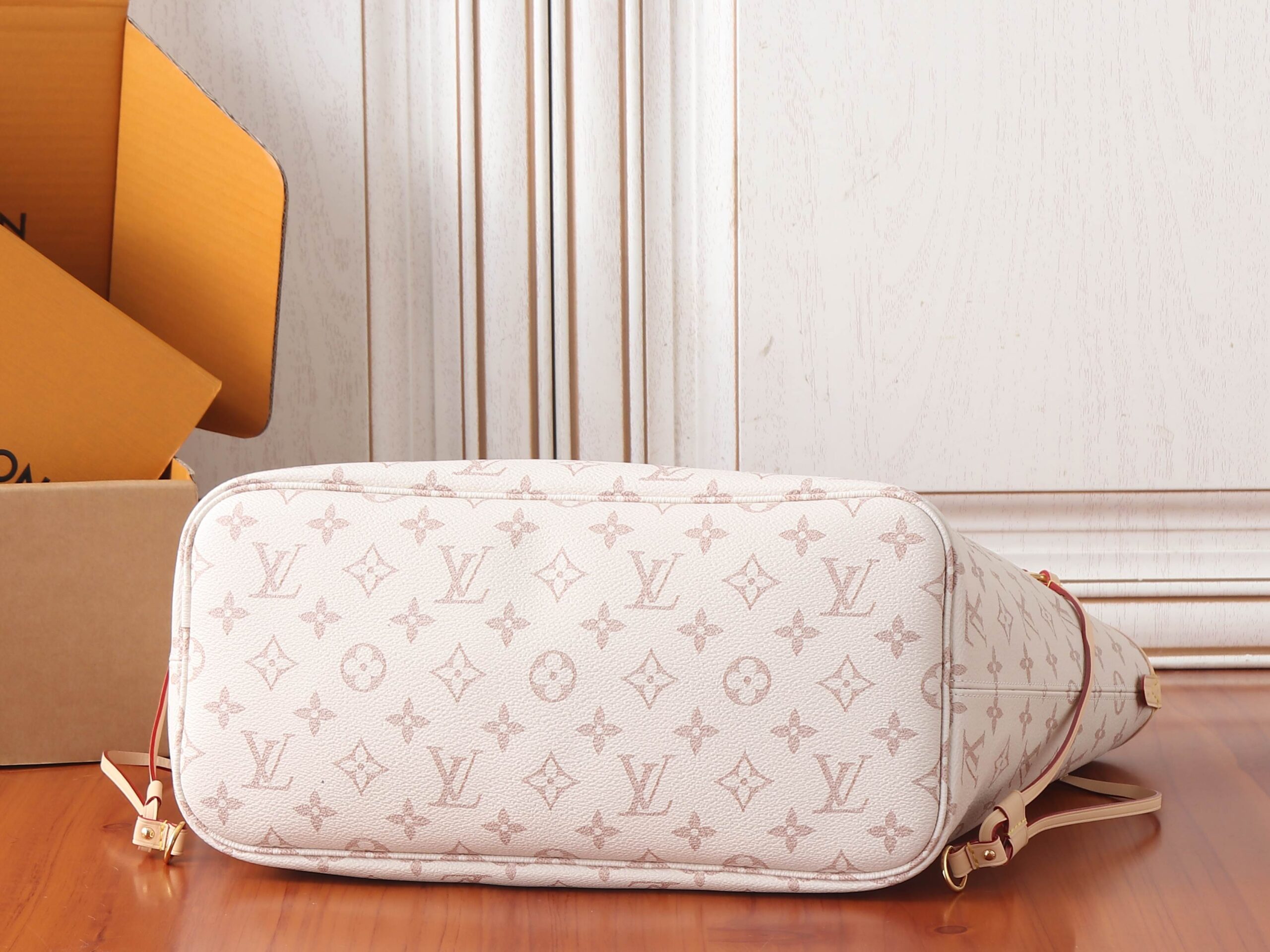 Louis Vuitton LV Crafty Neverfull MM Monogram Dune Tote Bag - Image 8