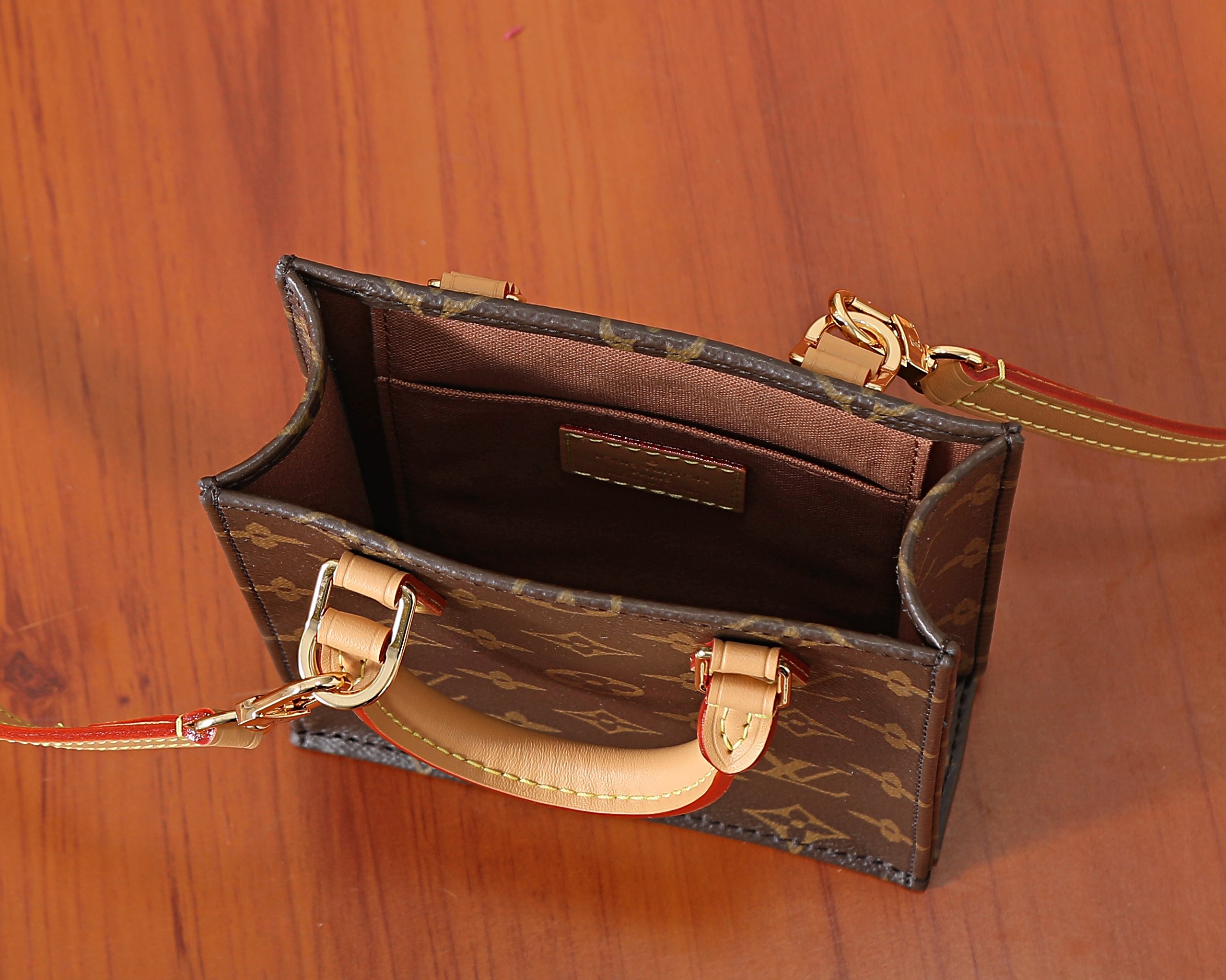 Louis Vuitton Petit Sac Plat Handbag - Image 8
