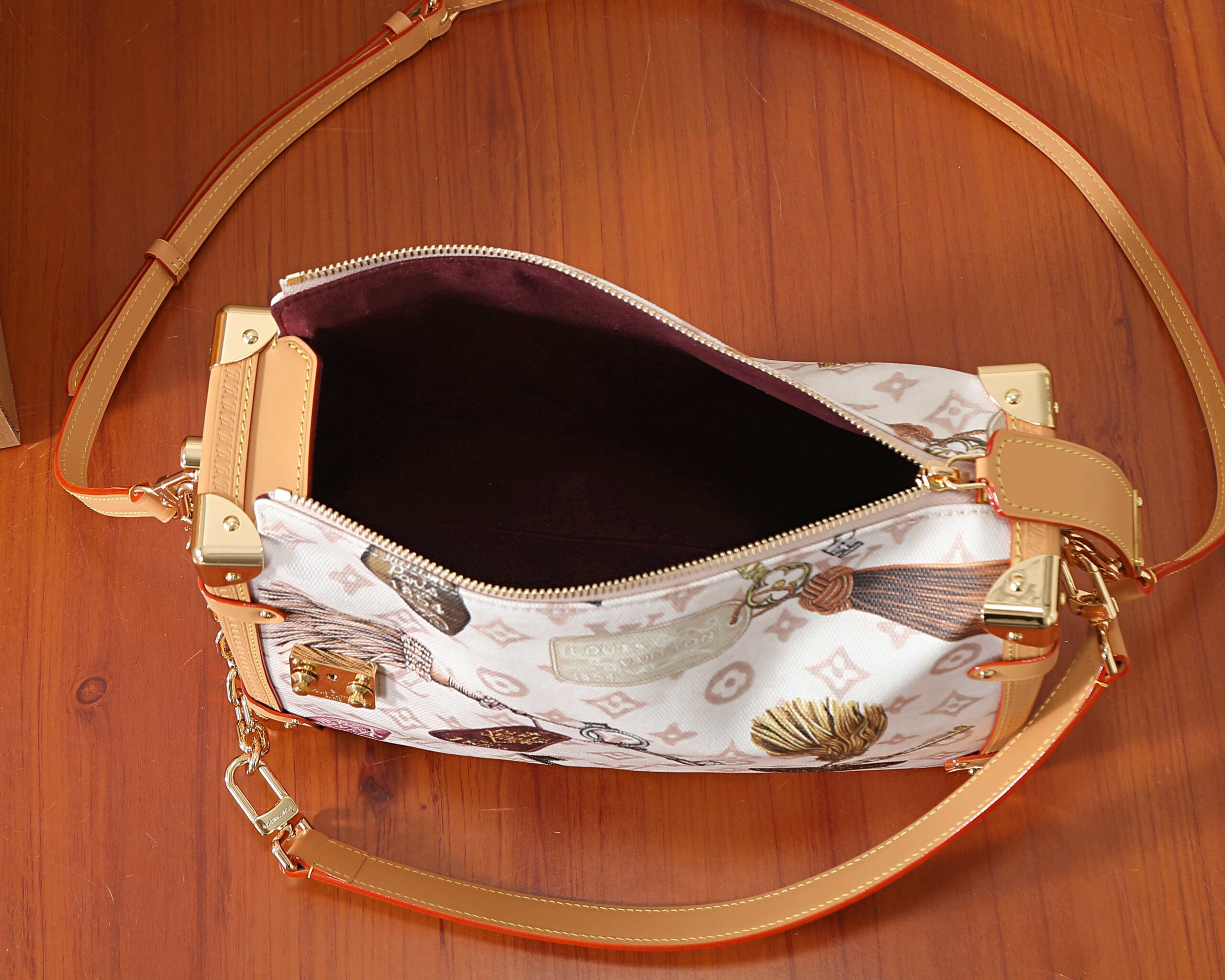 Louis Vuitton Flight Mode Getaway Side Trunk Crossbody Bag - Image 8