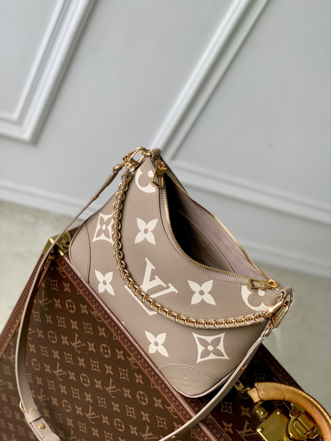 Louis Vuitton Boulogne Bag in Monogram Empreinte Leather - Image 8