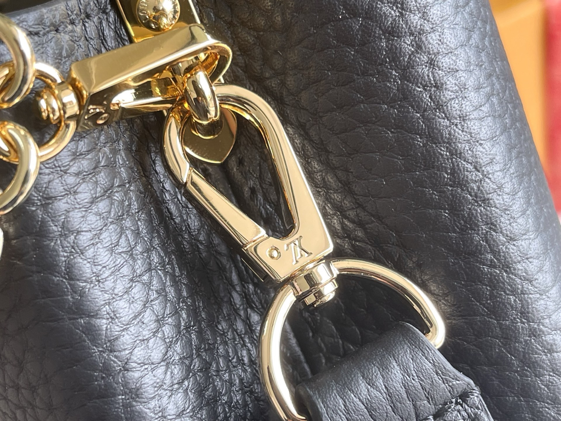 Louis Vuitton Capucines BB Handbag M27308 - Image 8