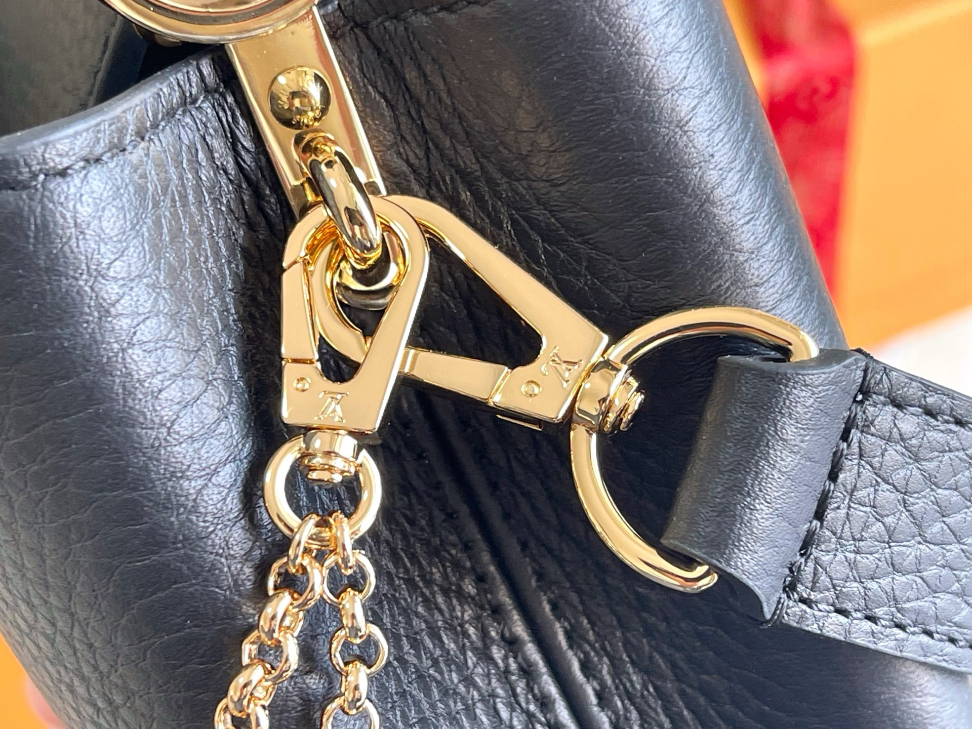 Louis Vuitton Capucines Mini Crossbody Bag M25461 - Image 8