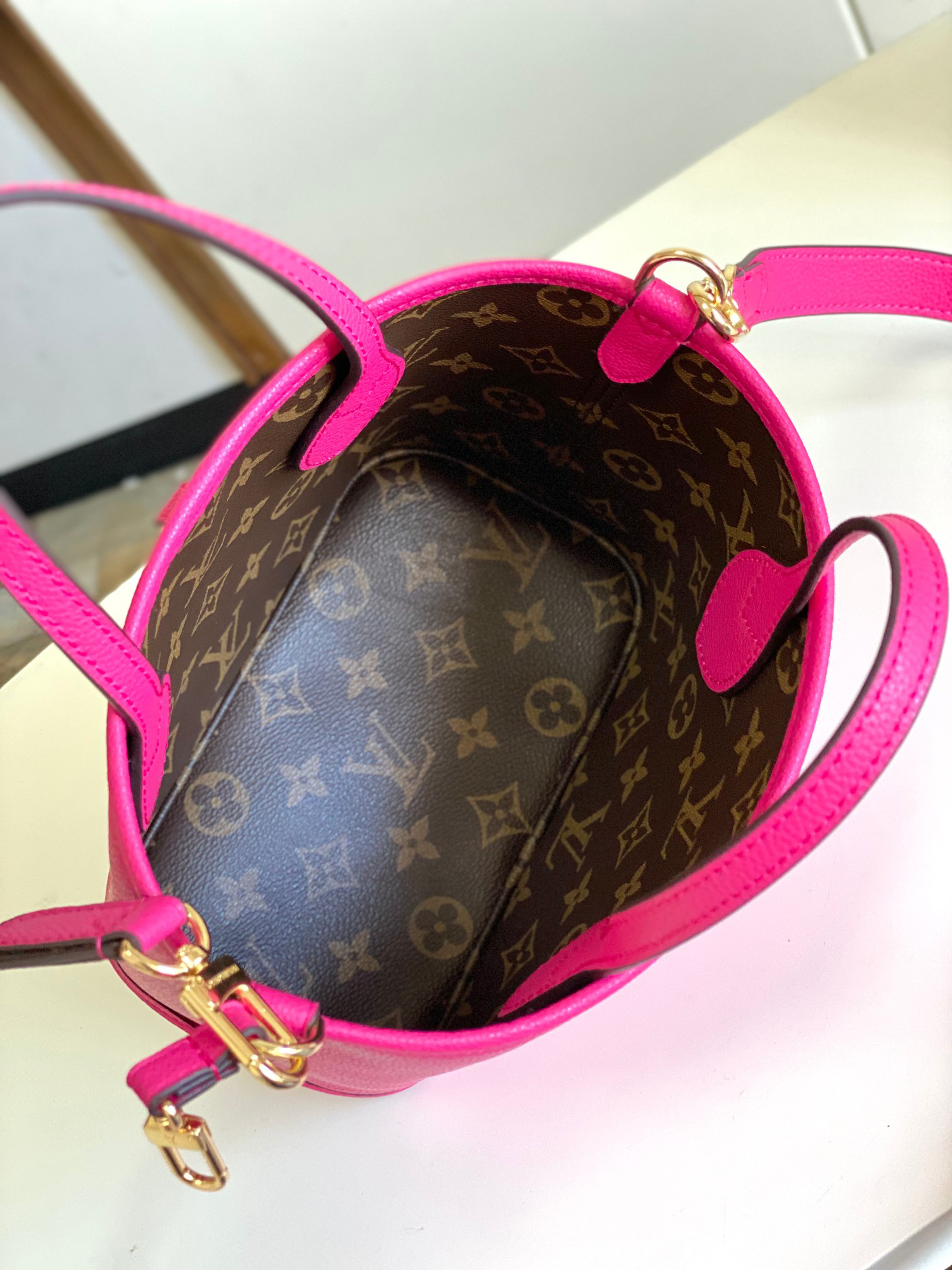 Louis Vuitton Neverfull BB Tote Bag in Damier Azur Canvas, Rose Pink - Image 8