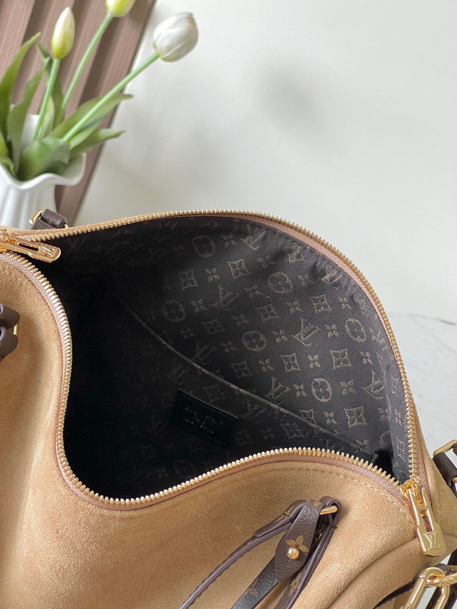 Louis Vuitton Express Medium Shoulder Bag M26358, Apricot - Image 8