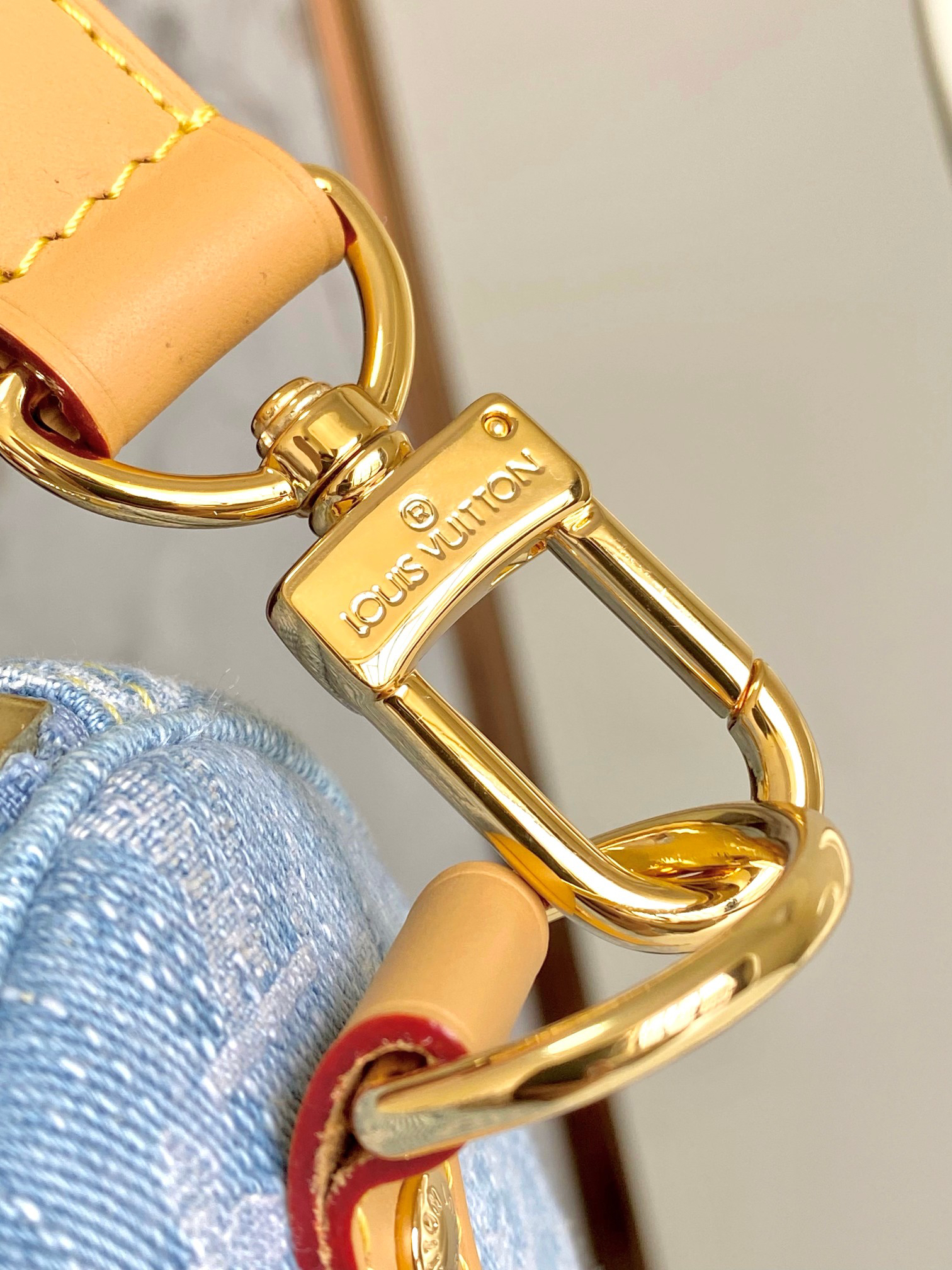 Louis Vuitton Keepall Bandoulière 45 Denim Monogram Travel Bag - Image 8